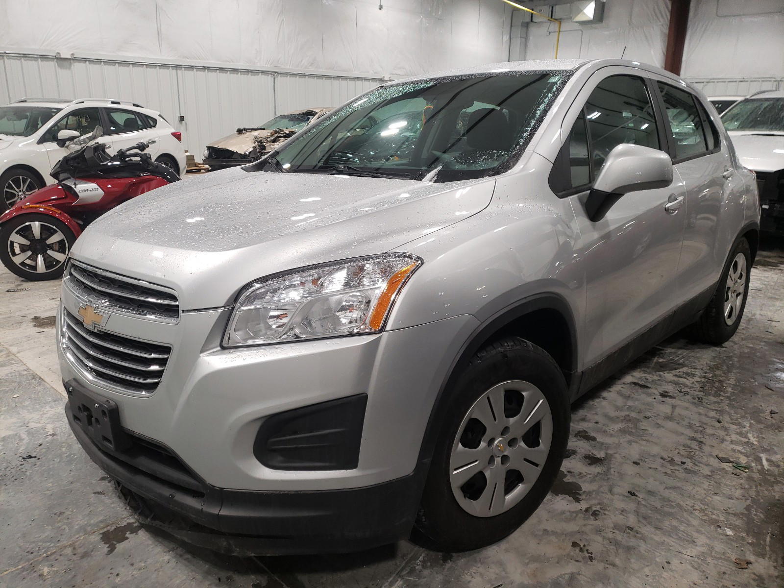 Photo 2 from auction – 2016 CHEVROLET TRAX LS with VIN KL7CJKSB0GB587767