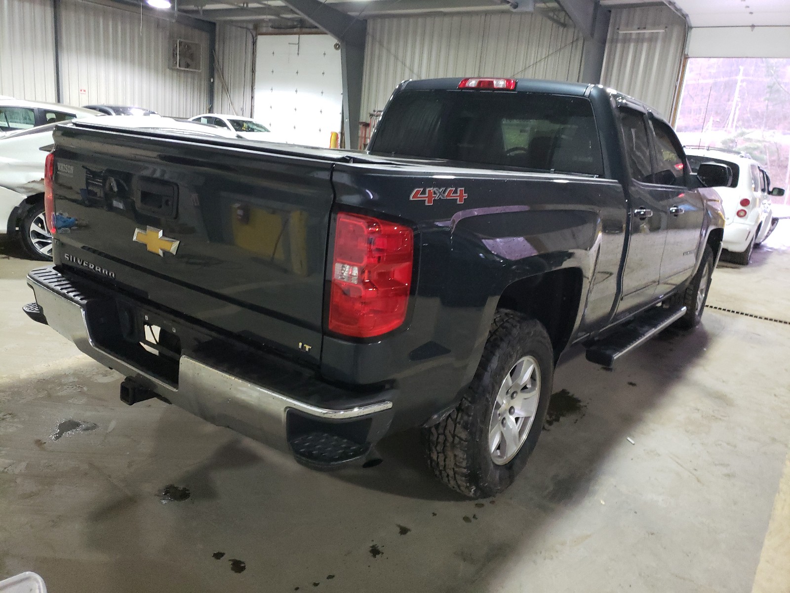 Photo 4 from auction – 2017 CHEVROLET SILVERADO with VIN 1GCVKREC5HZ201343