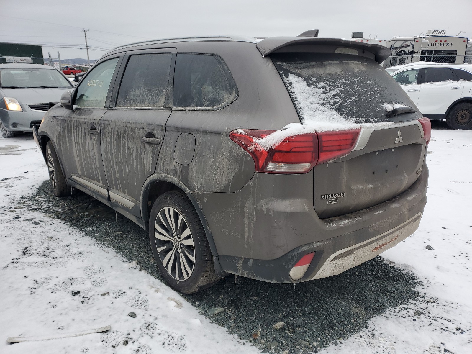 Photo 3 from auction – 2019 MITSUBISHI OUTLANDER with VIN JA4JZ3AX3KZ600771