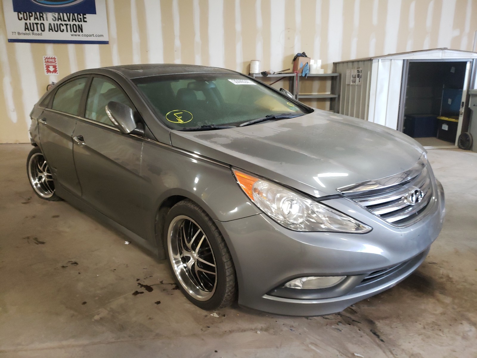 Photo 1 from auction – 2014 HYUNDAI SONATA 2.0 with VIN 5NPEC4AB0EH884861