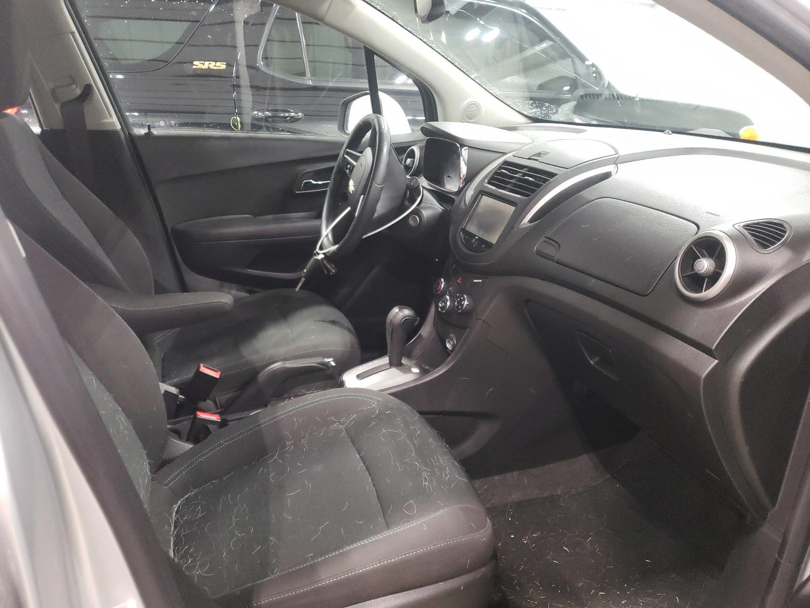 Photo 5 from auction – 2016 CHEVROLET TRAX LS with VIN KL7CJKSB0GB587767