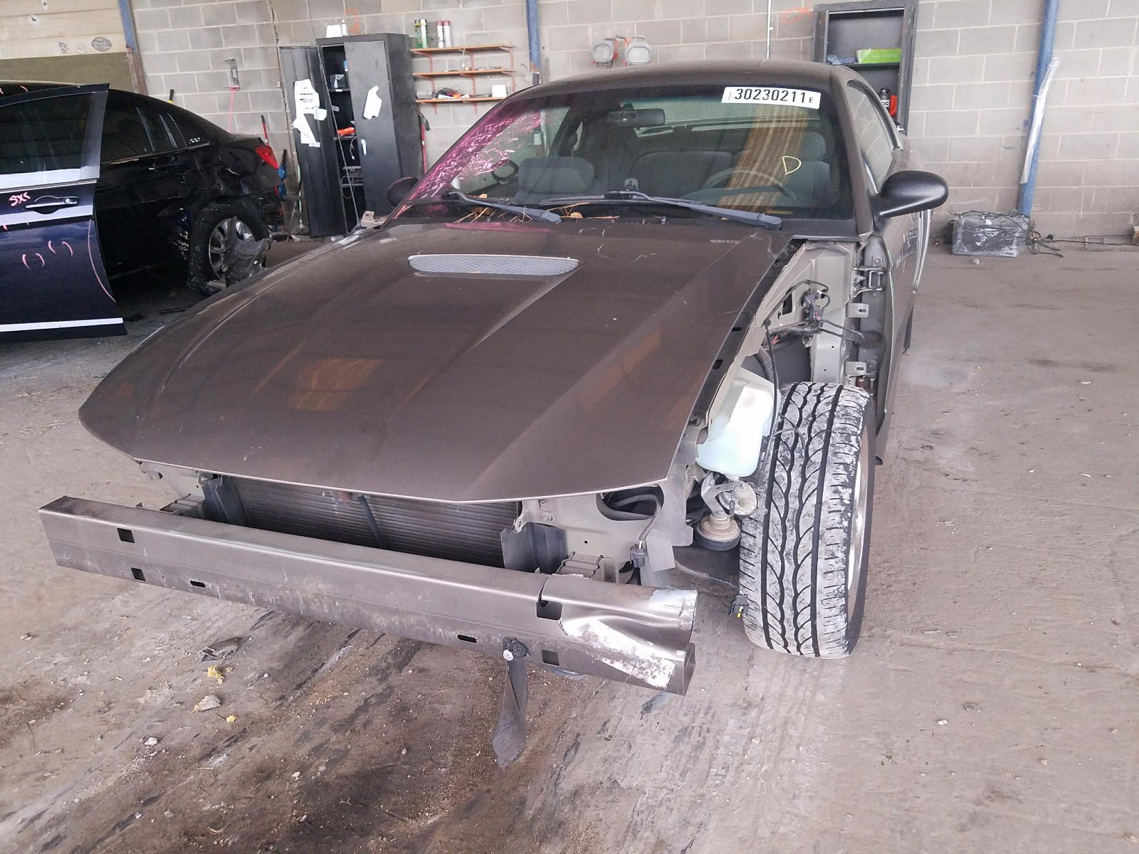 Photo 9 from auction – 2002 FORD MUSTANG with VIN 1FAFP40492F192721