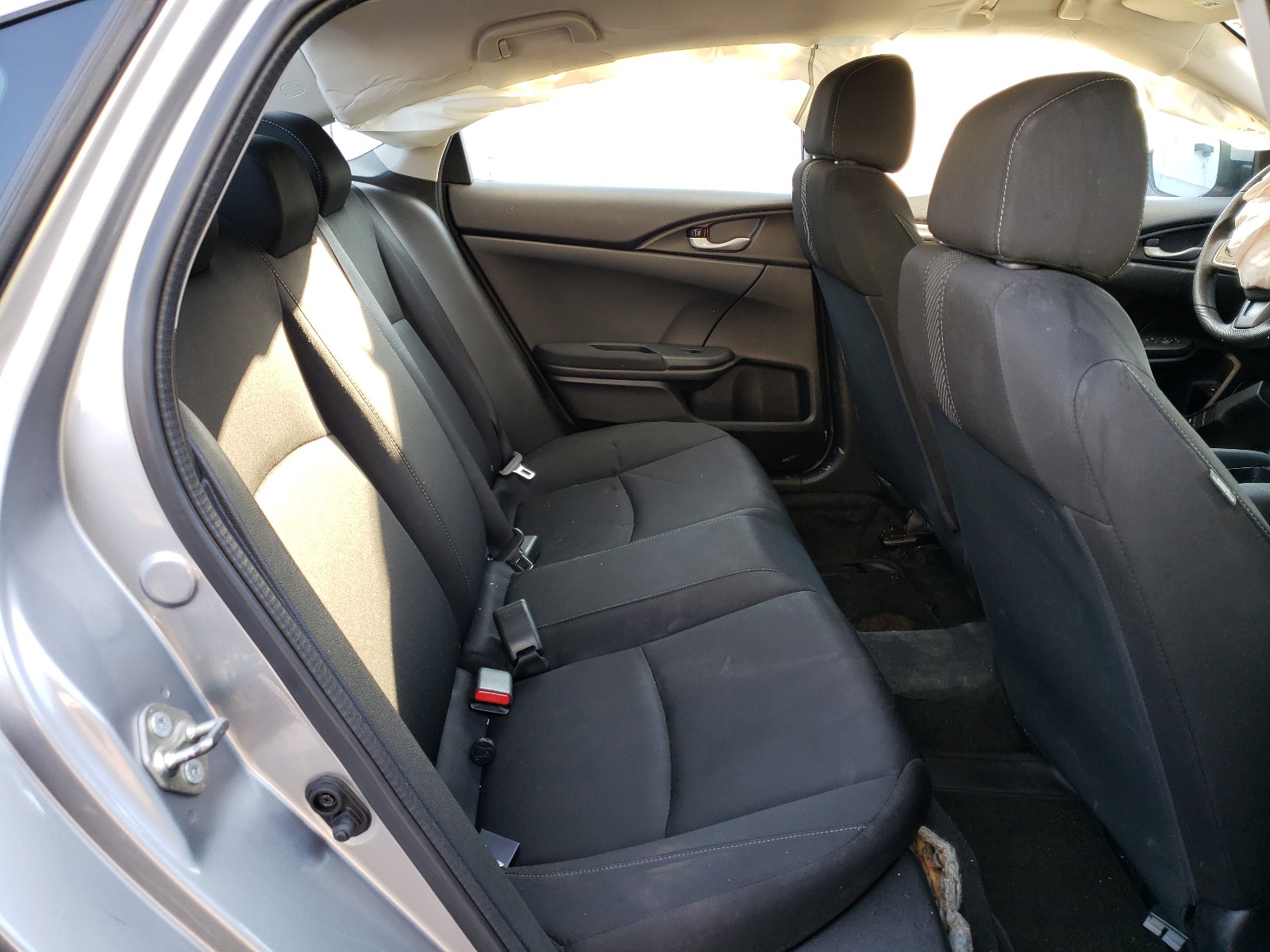 Photo 6 from auction – 2016 HONDA CIVIC LX with VIN 19XFC2F54GE212255