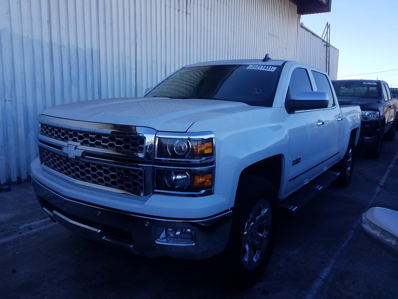 Photo 2 from auction – 2015 CHEVROLET SILVERADO with VIN 3GCPCSEC7FG518597