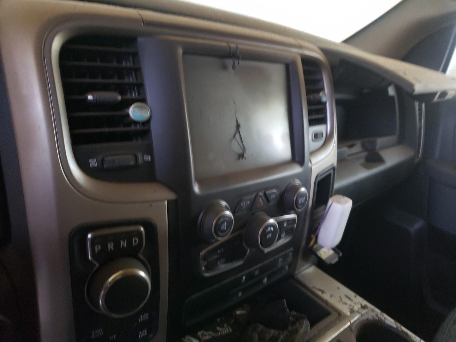 Photo 9 from auction – 2014 RAM 1500 SLT with VIN 1C6RR7LT6ES444952