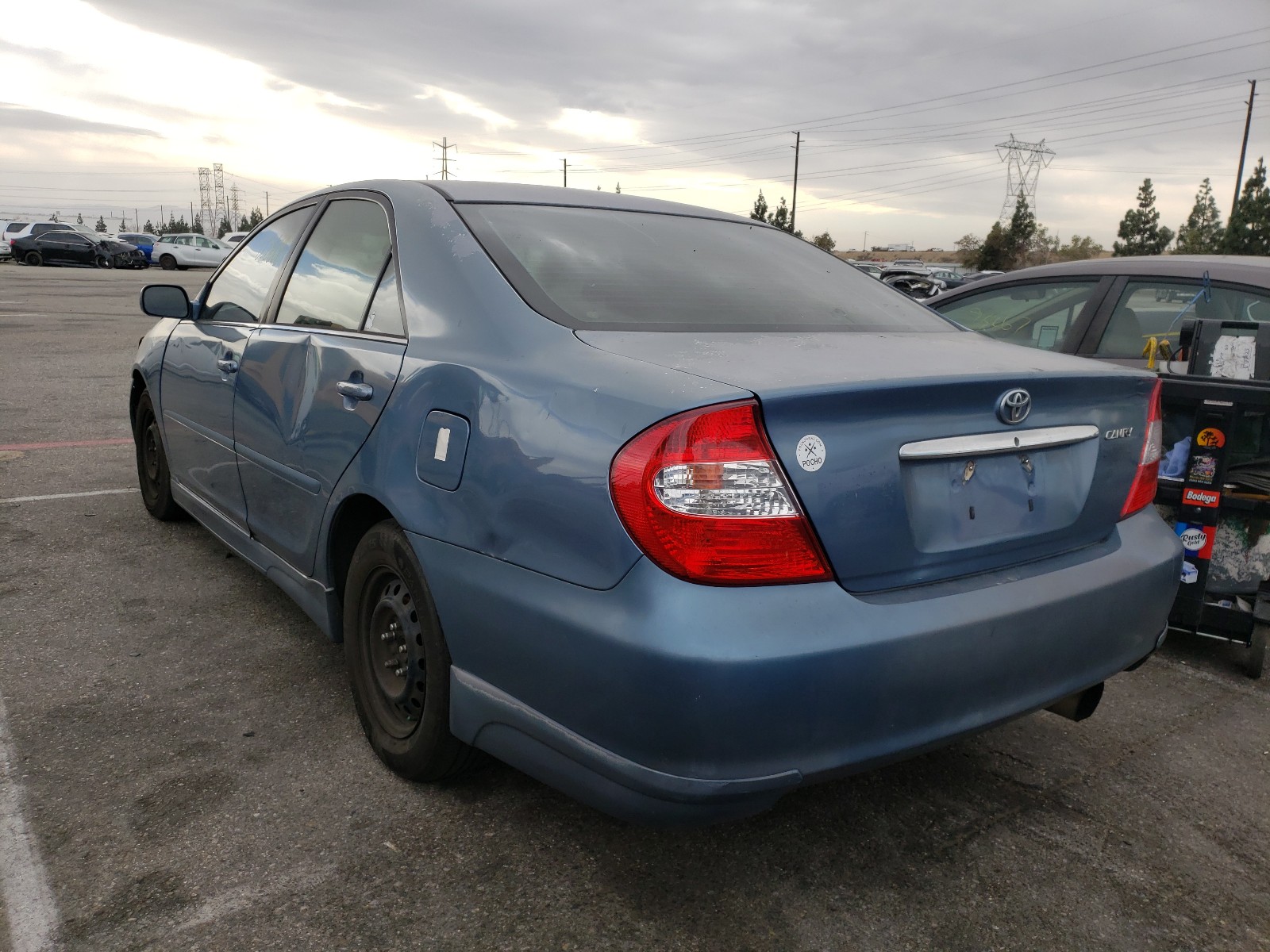 Photo 3 from auction – 2004 TOYOTA CAMRY LE with VIN 4T1BE32K64U898639