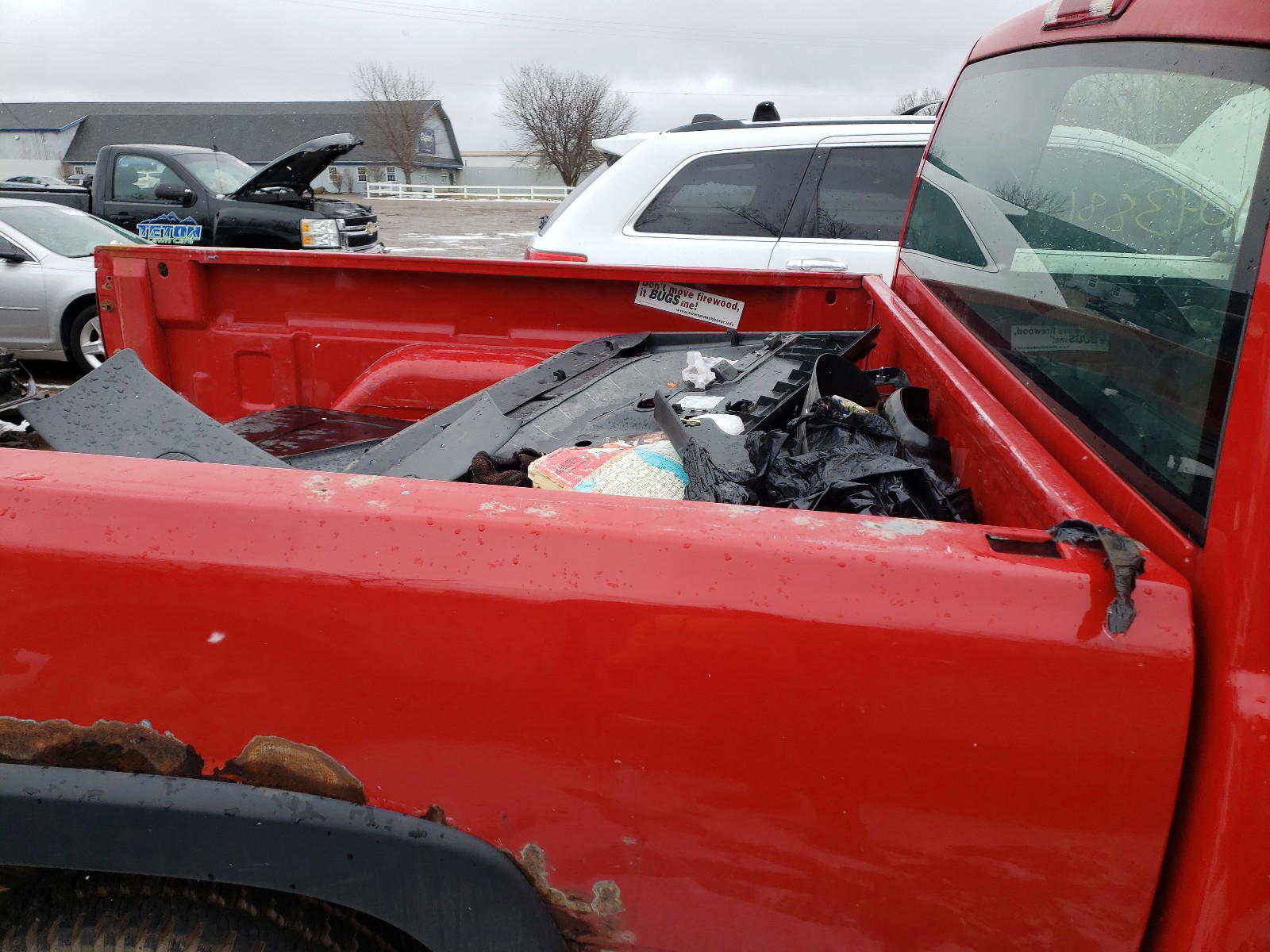 Photo 6 from auction – 2002 CHEVROLET SILVERADO with VIN 1GCEK14V52Z227162