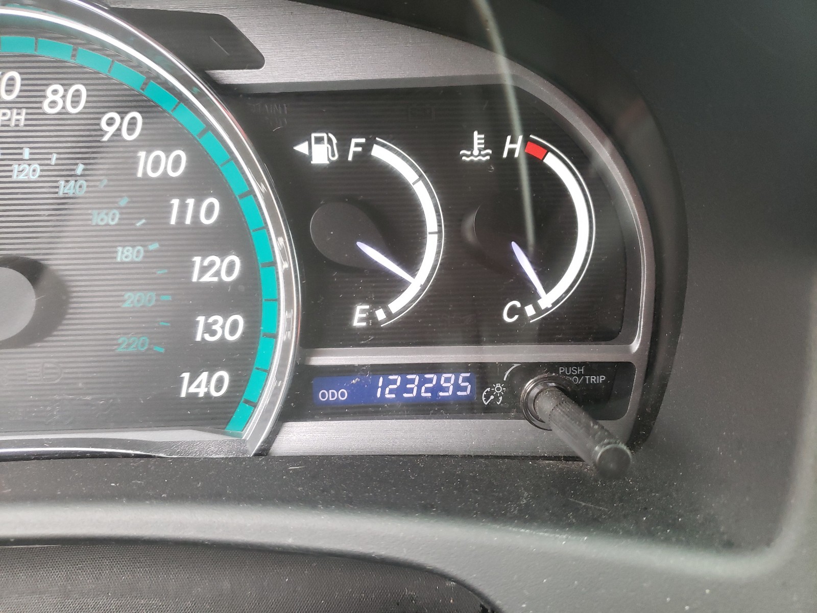 Photo 8 from auction – 2014 TOYOTA VENZA LE with VIN 4T3BA3BB9EU056057