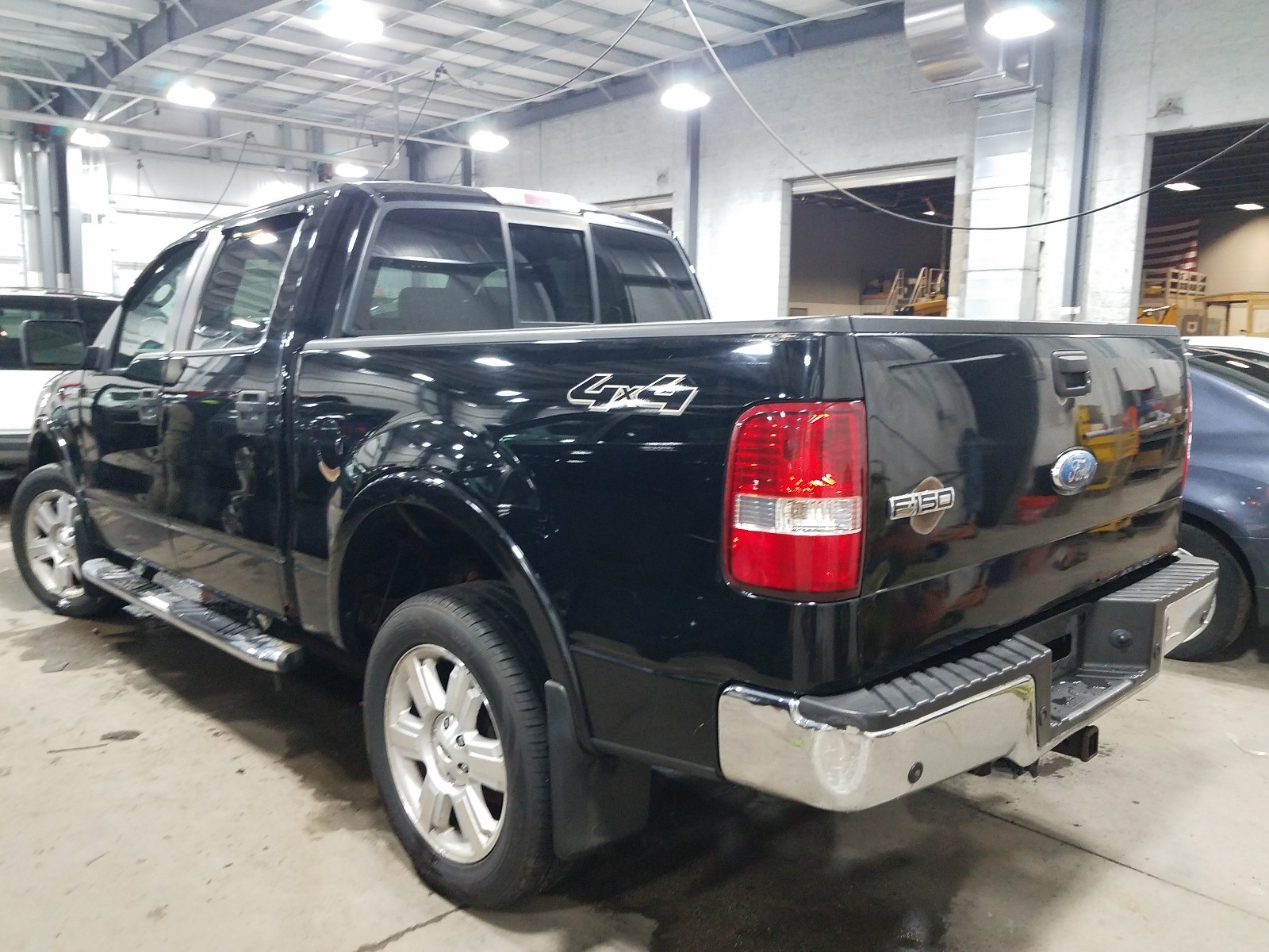 Photo 3 from auction – 2007 FORD F150 SUPER with VIN 1FTPW14V97KD28377