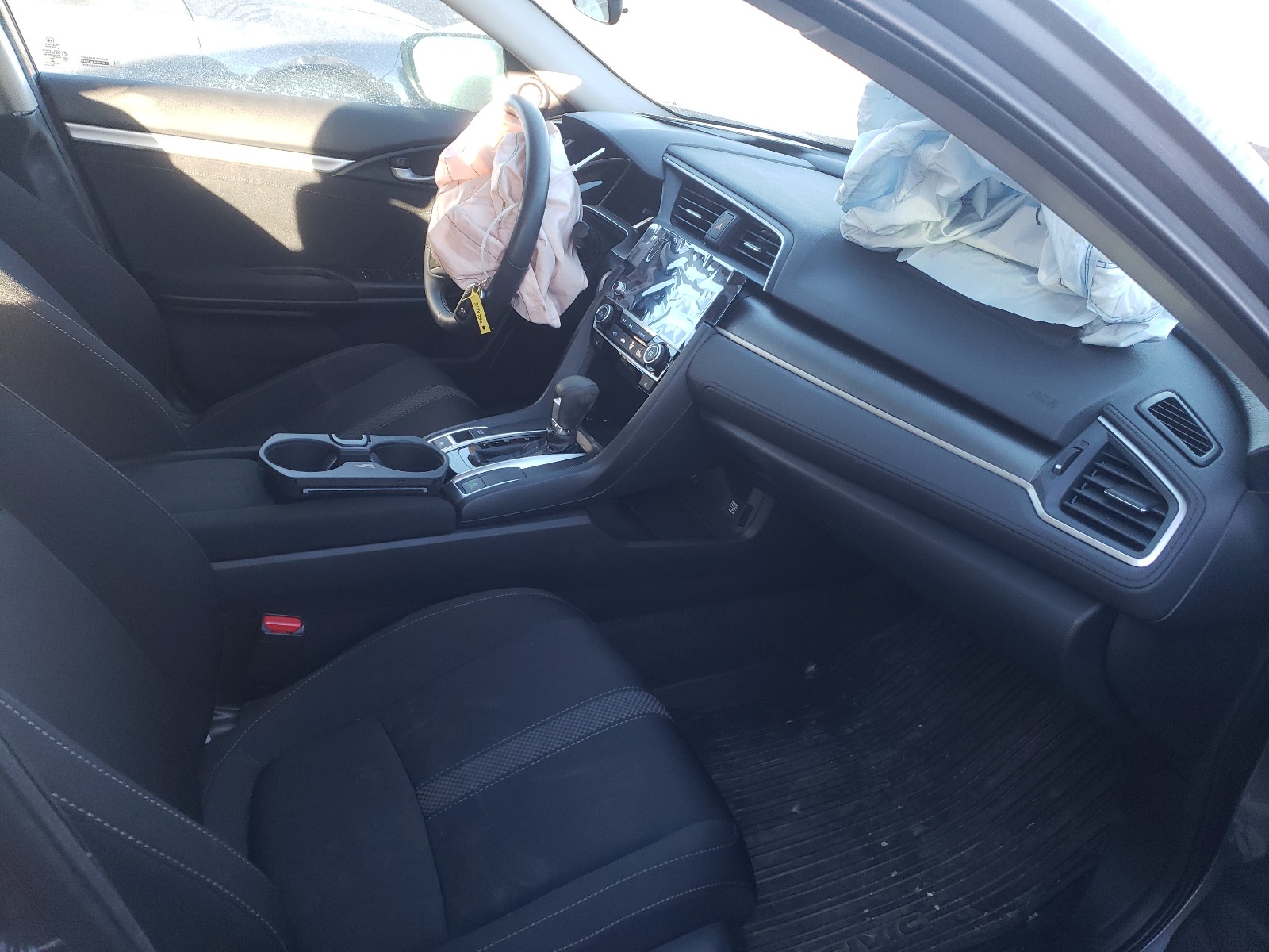 Photo 5 from auction – 2020 HONDA CIVIC EX with VIN 2HGFC2F77LH028476