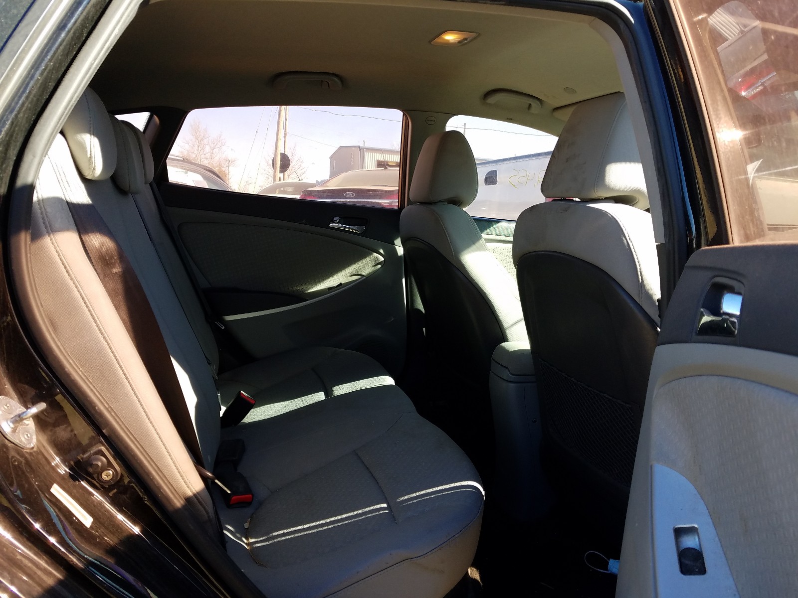 Photo 6 from auction – 2012 HYUNDAI ACCENT GLS with VIN KMHCU5AE8CU050727