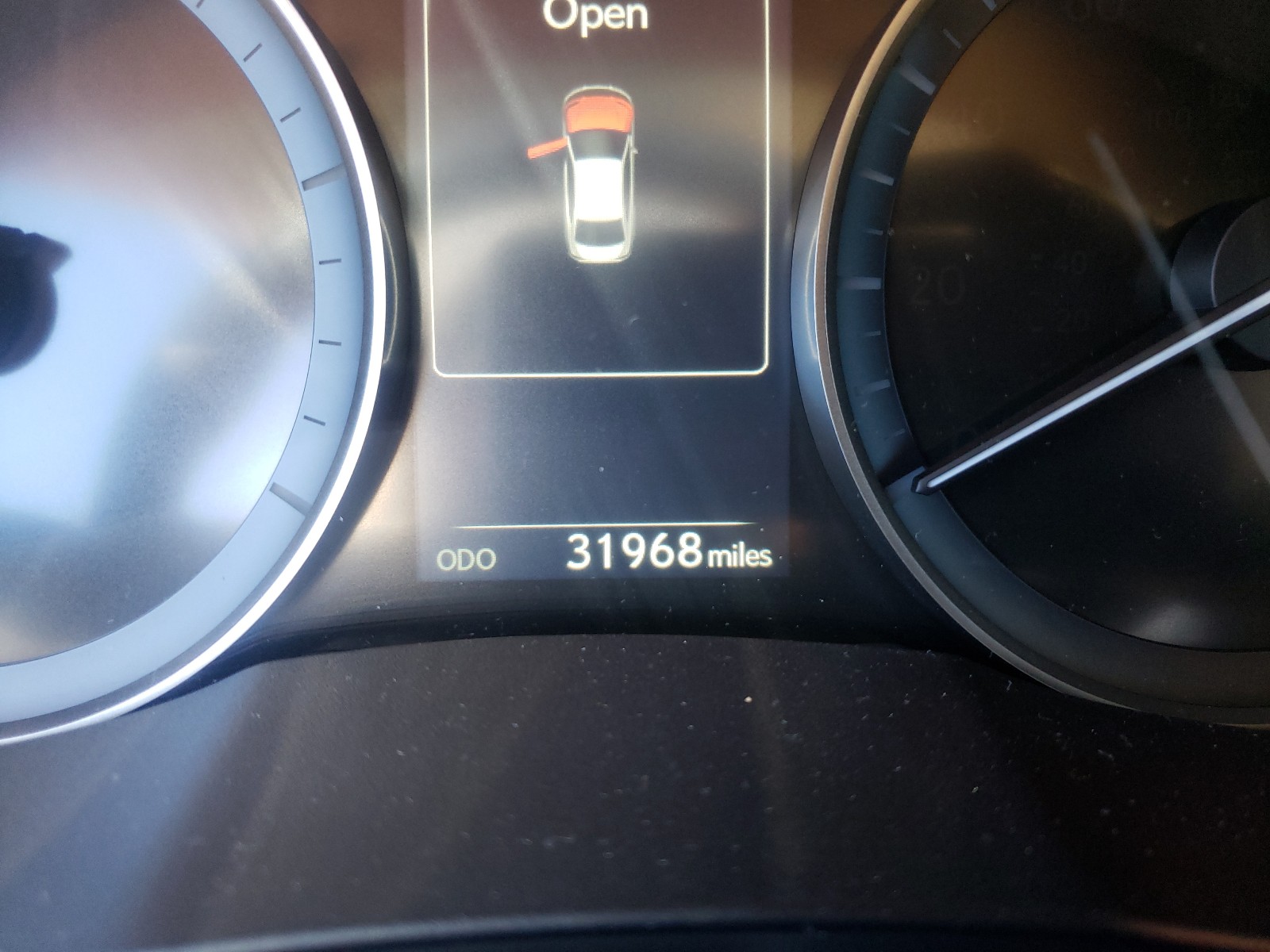 Photo 8 from auction – 2017 LEXUS ES 350 with VIN 58ABK1GG2HU044845