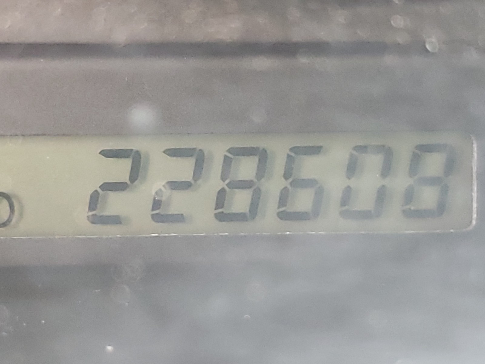 Photo 8 from auction – 2004 TOYOTA CAMRY LE with VIN 4T1BE32K64U898639