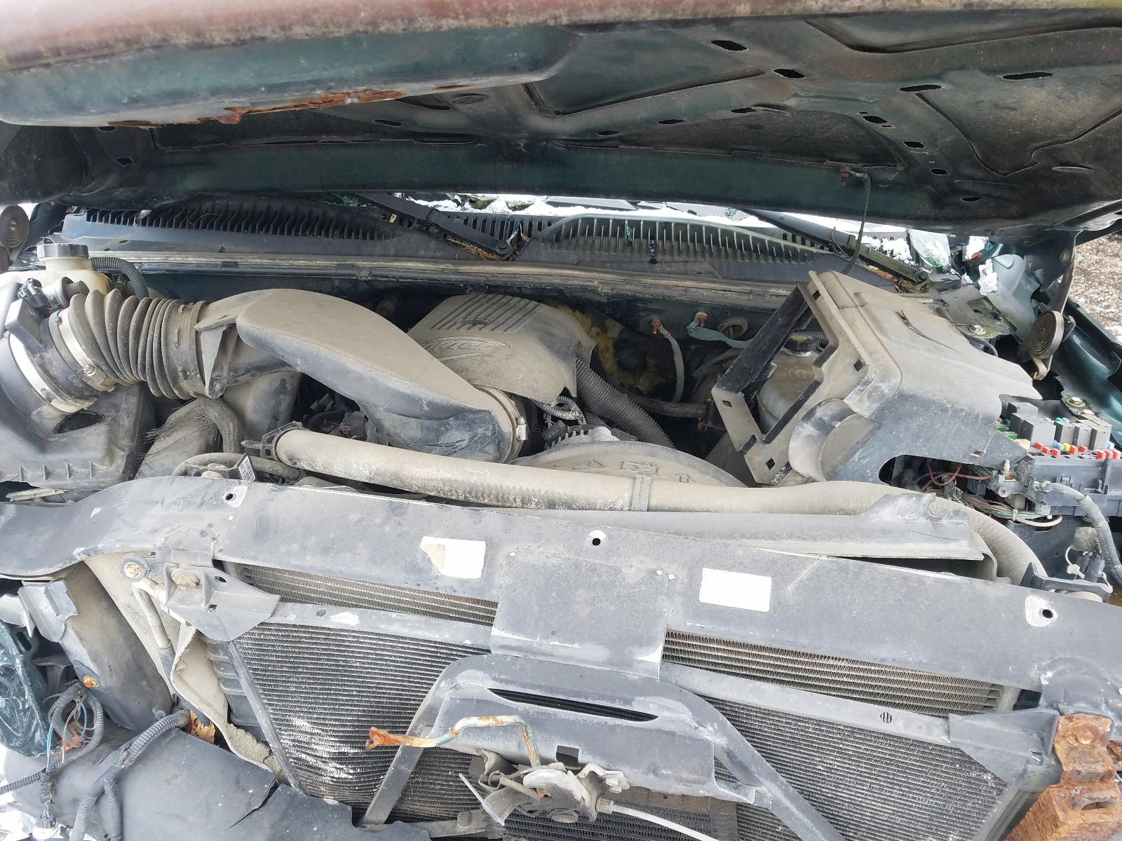 Photo 7 from auction – 2004 CHEVROLET SILVERADO with VIN 2GCEK19VX41399580