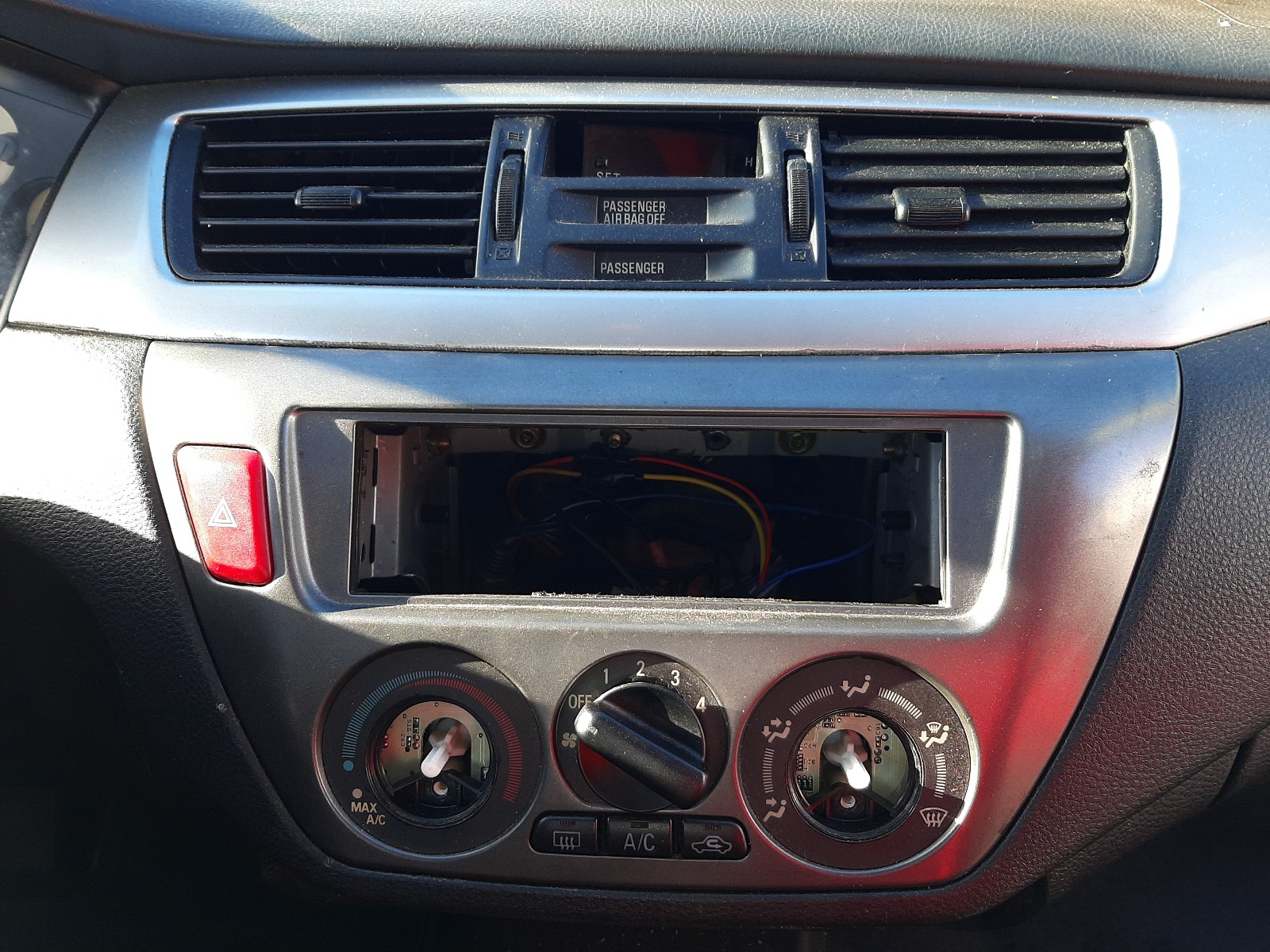 Photo 9 from auction – 2006 MITSUBISHI LANCER RAL with VIN JA3AJ66F86U007083