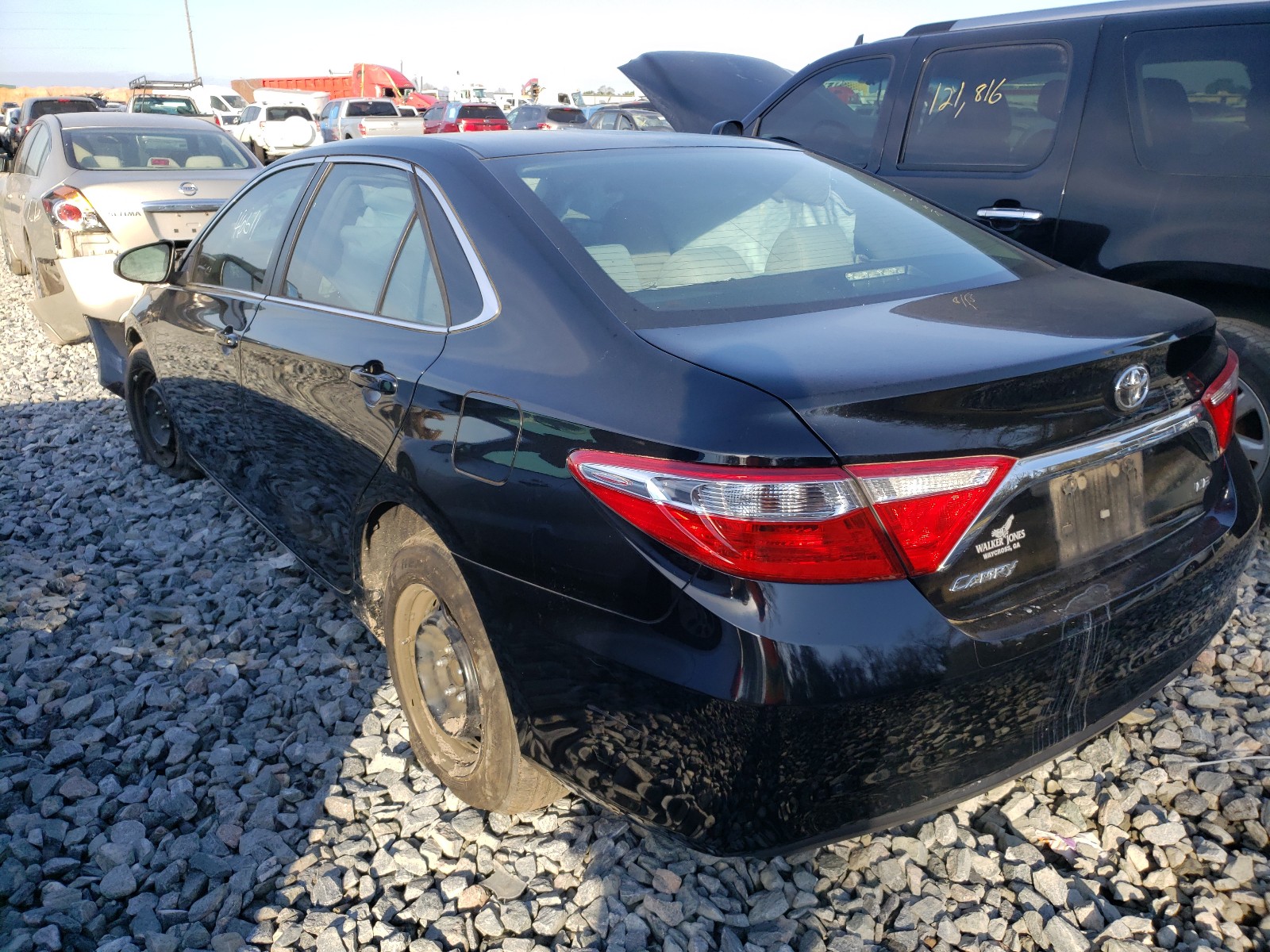 Photo 3 from auction – 2017 TOYOTA CAMRY LE with VIN 4T1BF1FK0HU359287