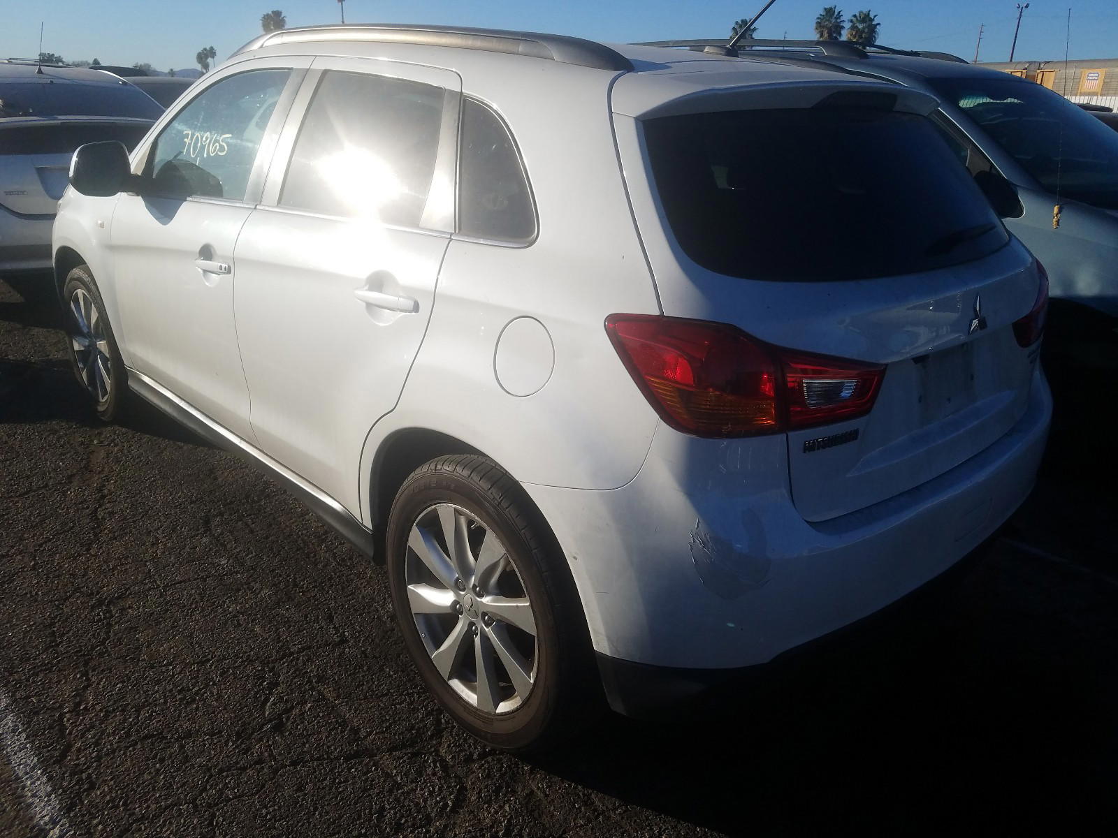 Photo 3 from auction – 2014 MITSUBISHI OUTLANDER with VIN 4A4AP4AU3EE012249