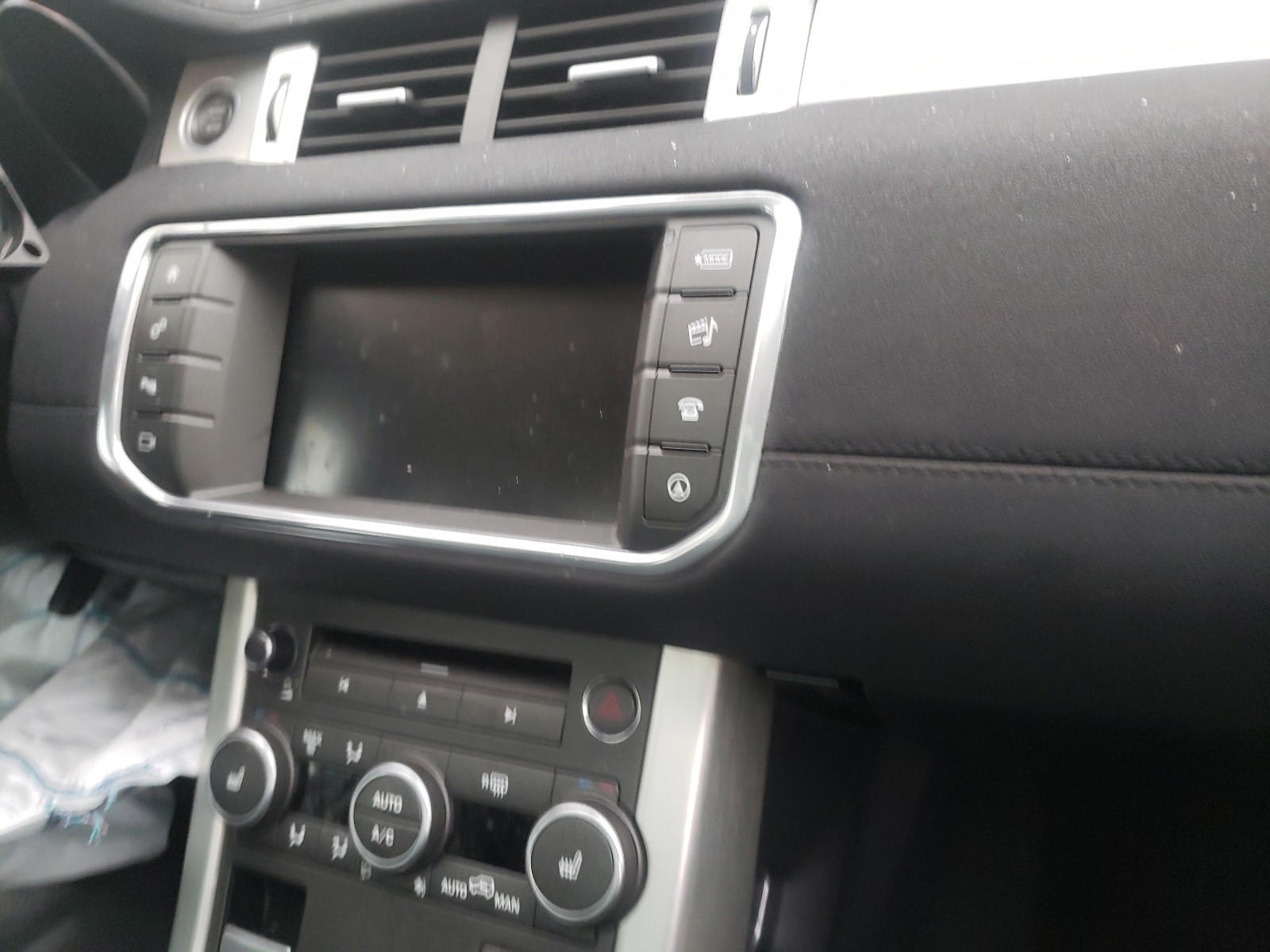 Photo 9 from auction – 2016 LAND ROVER RANGE ROVE with VIN SALVR2BG5GH099386