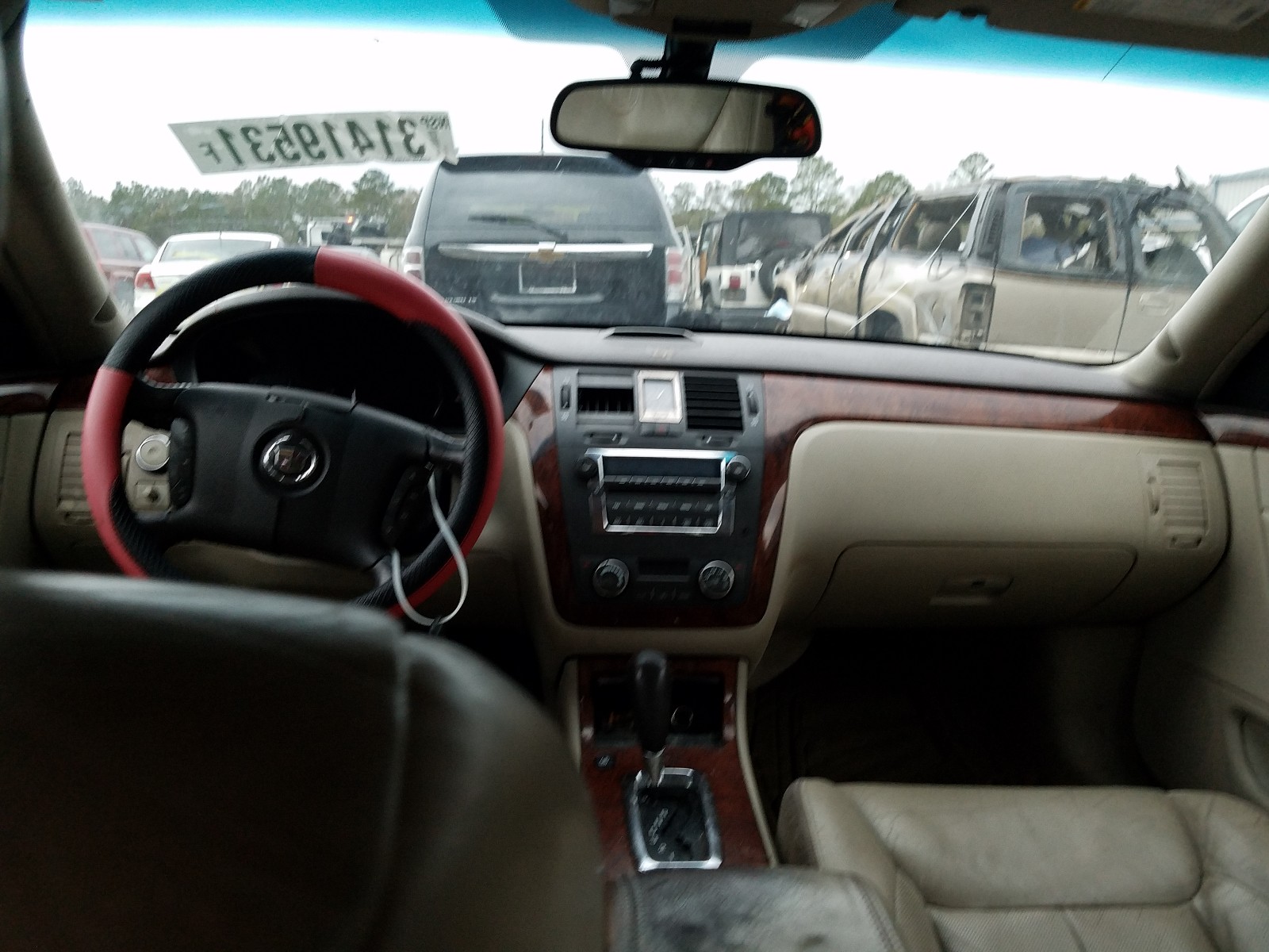 Photo 9 from auction – 2007 CADILLAC DTS with VIN 1G6KD57Y27U141101