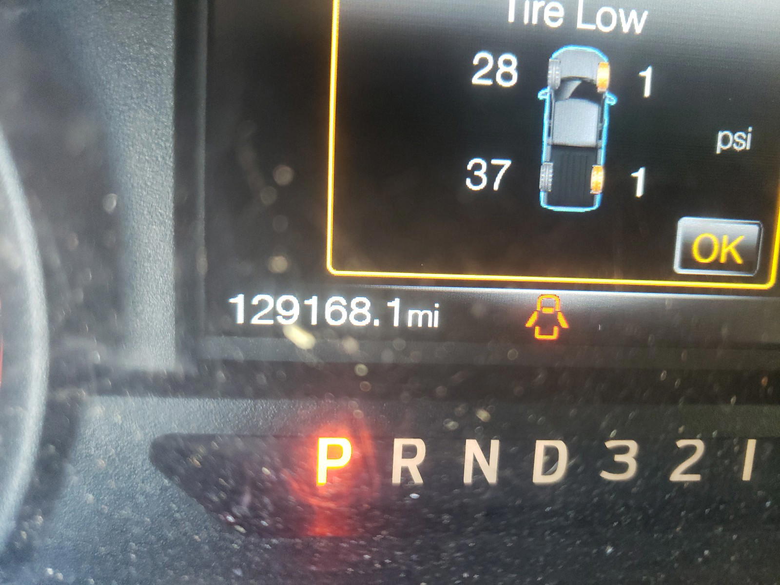 Photo 8 from auction – 2017 FORD F150 with VIN 1FTMF1C85HKC01934