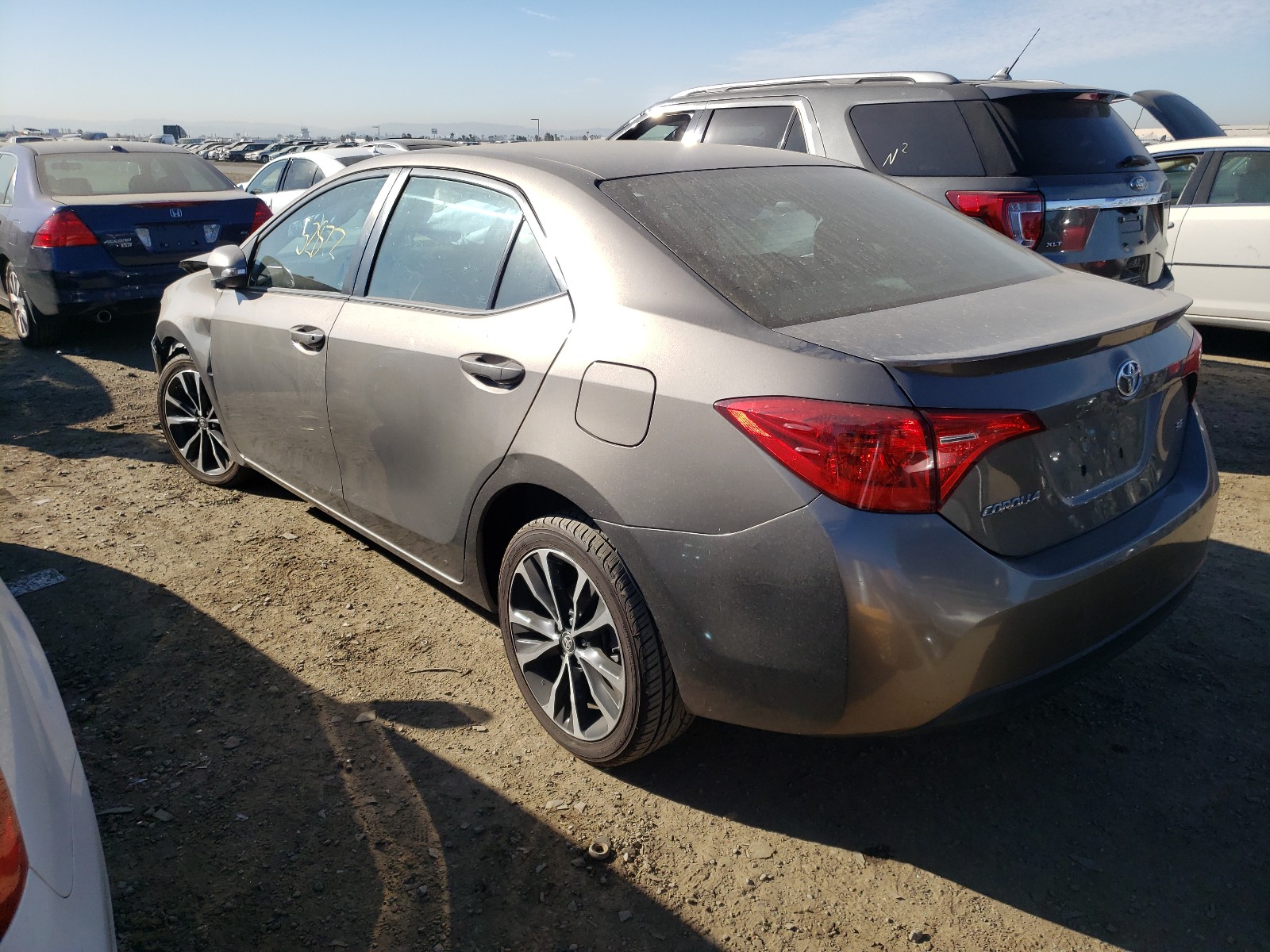 Photo 3 from auction – 2017 TOYOTA COROLLA L with VIN 2T1BURHE7HC872808