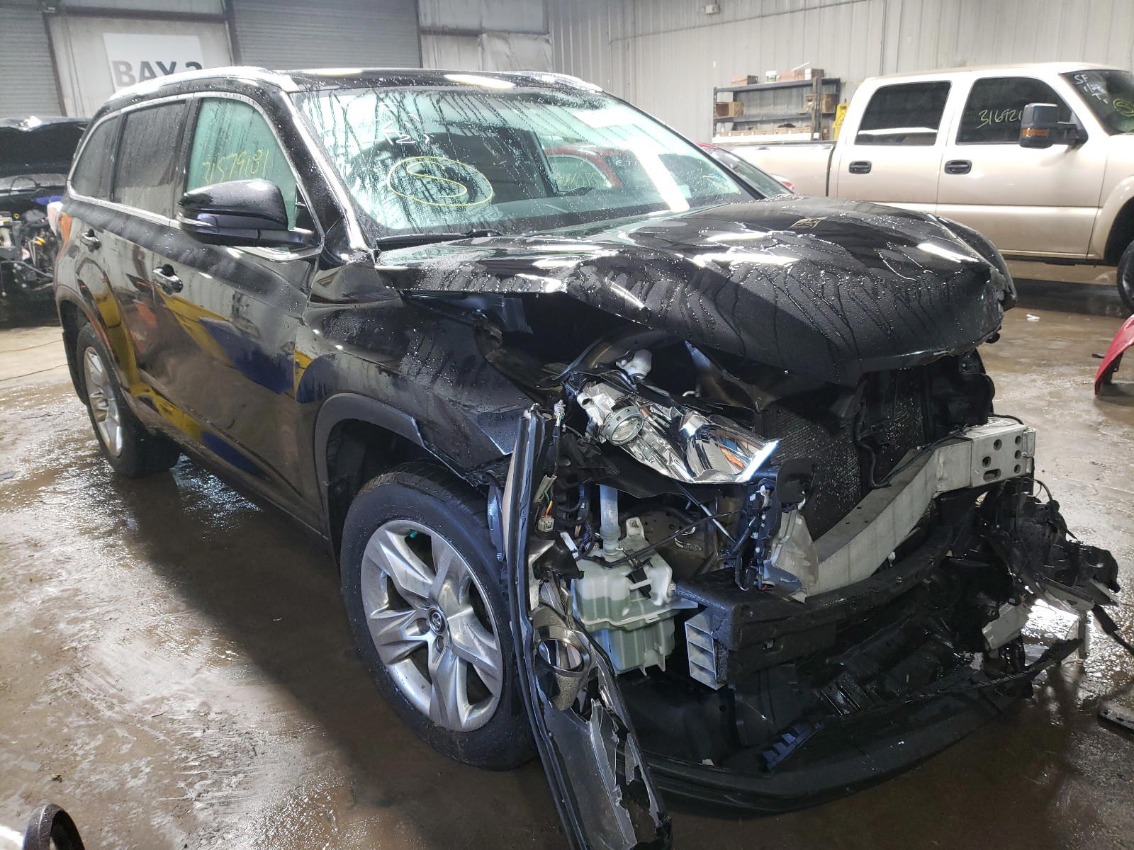 TOYOTA HIGHLANDER 2016 with VIN 5TDDKRFH5GS343214 - Photo from auction