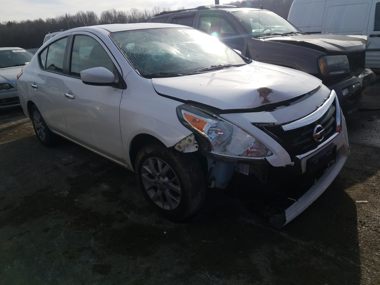 Photo 1 from auction – 2018 NISSAN VERSA S with VIN 3N1CN7AP3JL873977