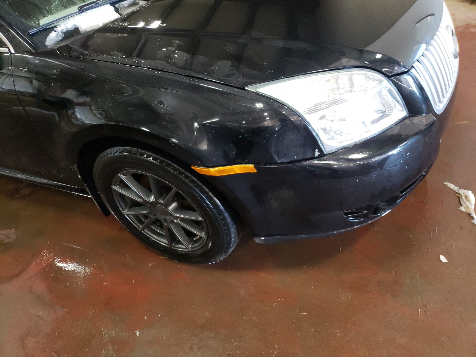 Photo 9 from auction – 2009 MERCURY SABLE PREM with VIN 1MEHM42W19G610024