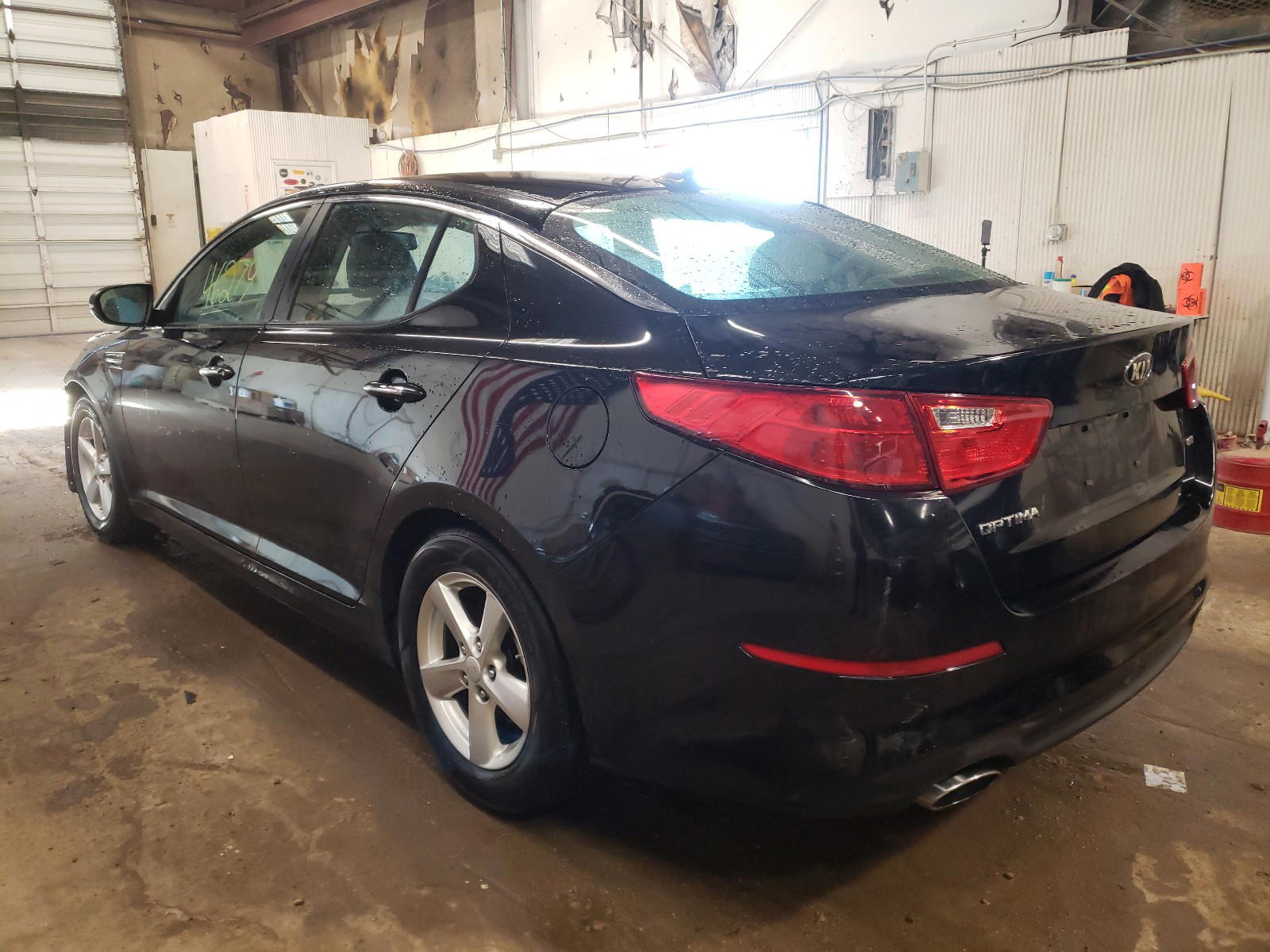 Photo 3 from auction – 2015 KIA OPTIMA LX with VIN KNAGM4A76F5661420