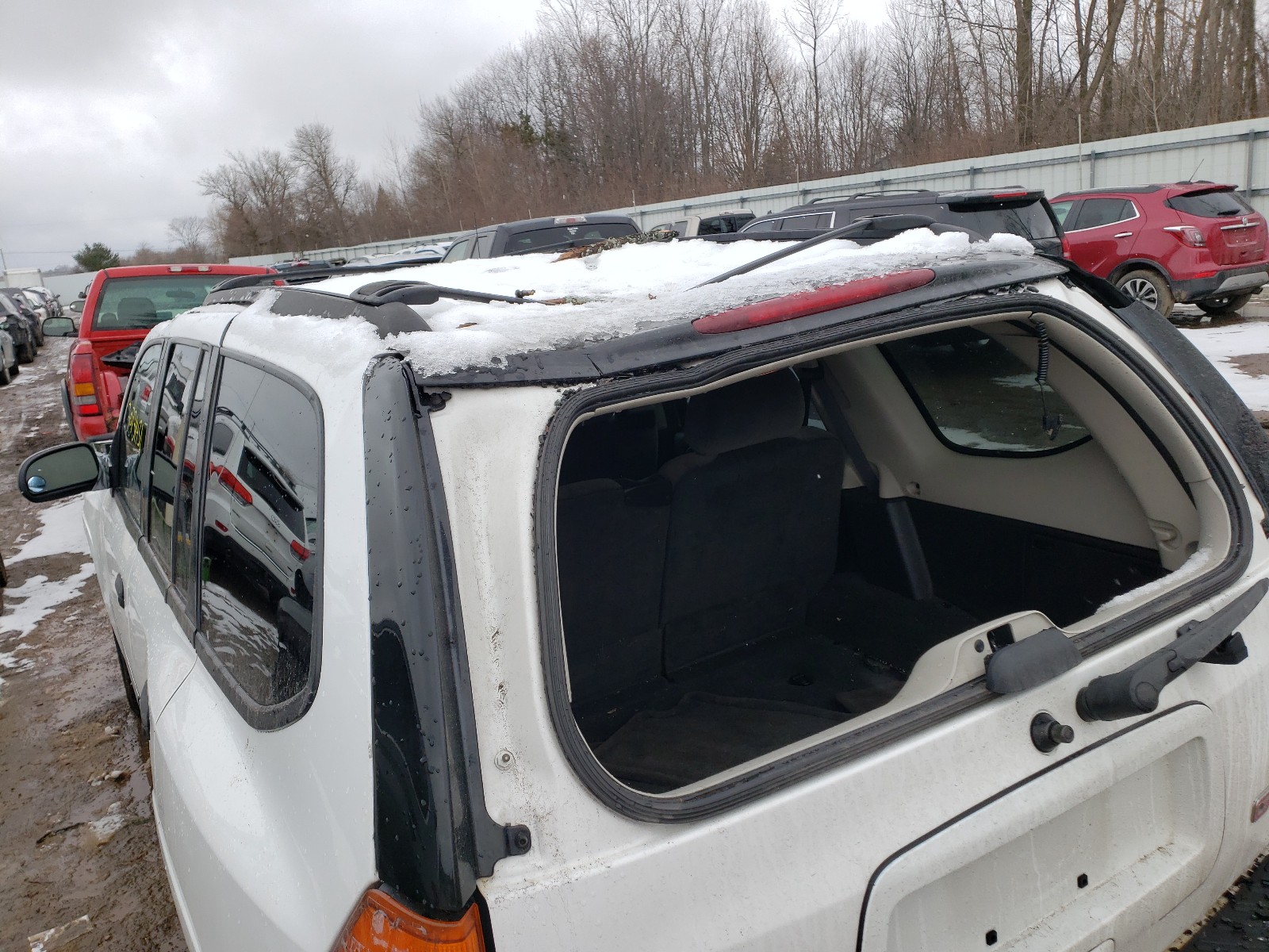 Photo 9 from auction – 2008 GMC ENVOY with VIN 1GKDT13SX82211559