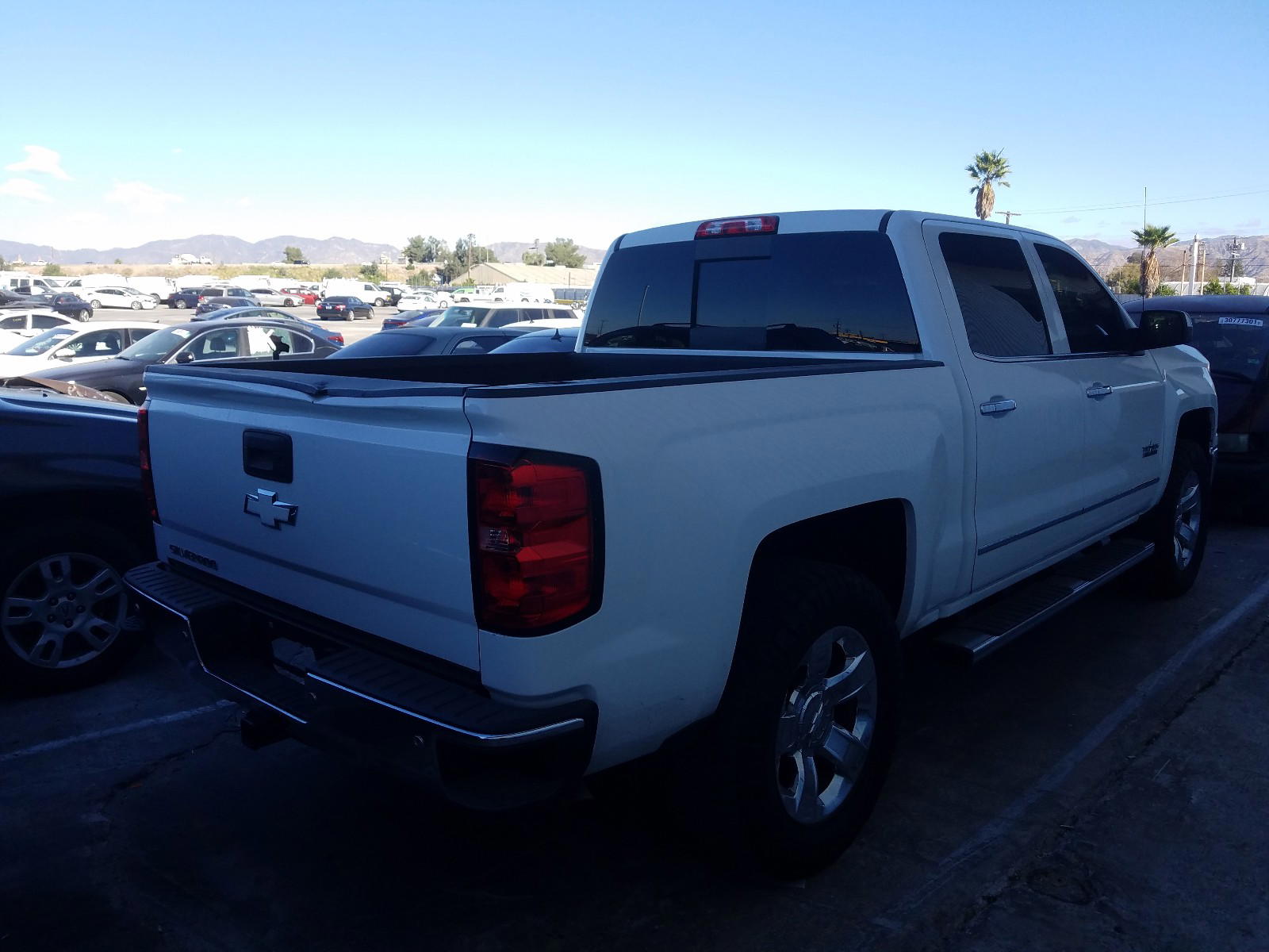 Photo 4 from auction – 2015 CHEVROLET SILVERADO with VIN 3GCPCSEC7FG518597