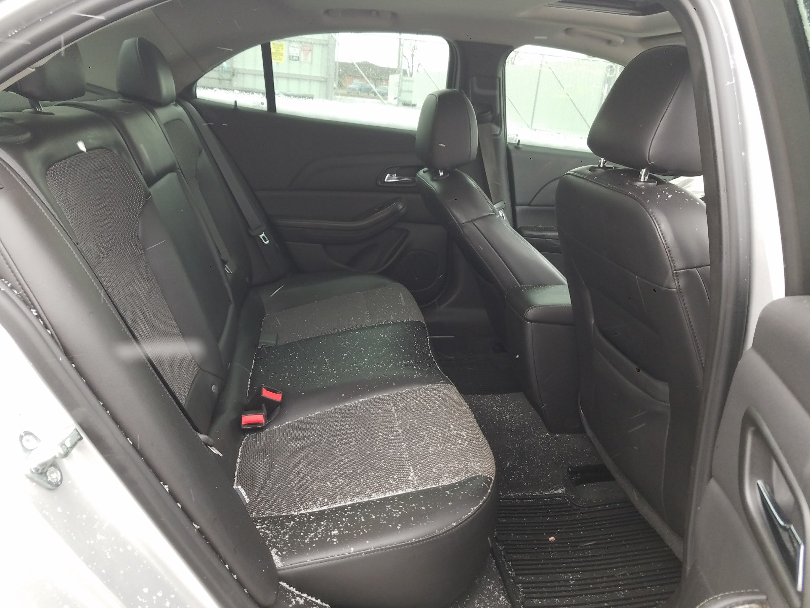 Photo 6 from auction – 2016 CHEVROLET MALIBU LIM with VIN 1G11C5SA6GF102854