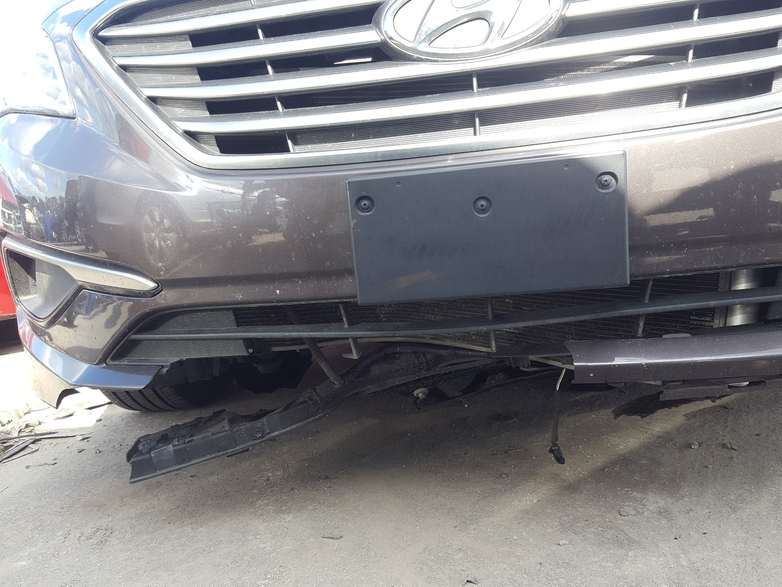 Photo 9 from auction – 2017 HYUNDAI SONATA SE with VIN 5NPE24AF6HH507767