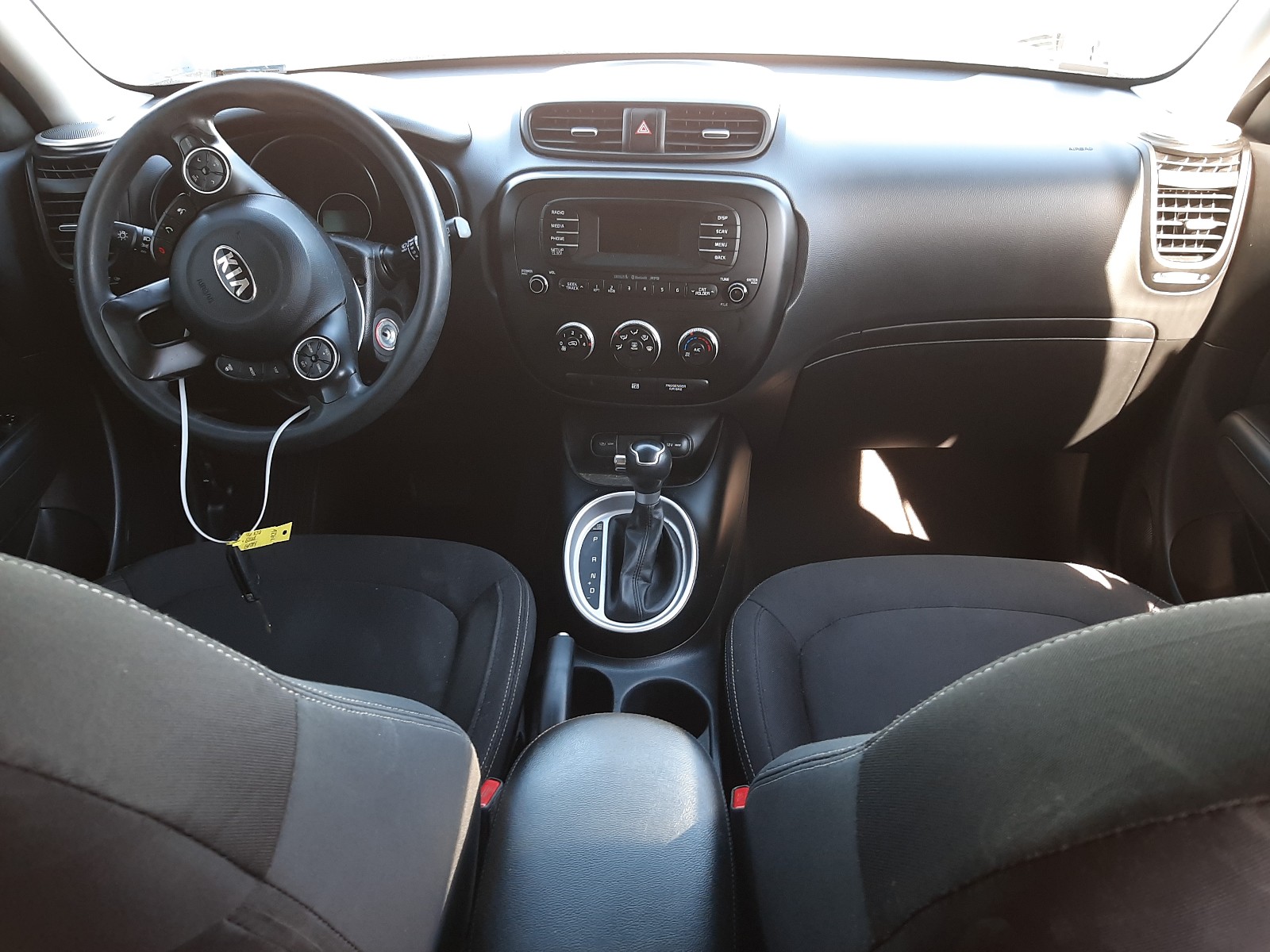Photo 9 from auction – 2016 KIA SOUL with VIN KNDJN2A29G7387926