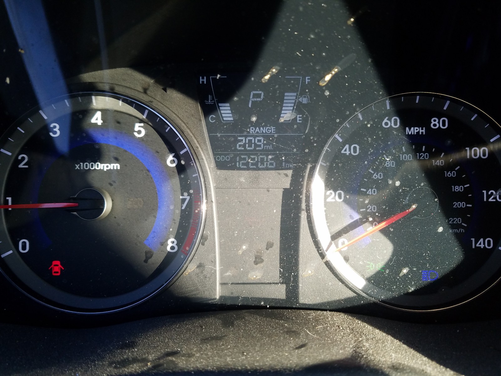 Photo 8 from auction – 2012 HYUNDAI ACCENT GLS with VIN KMHCU4AE8CU084855