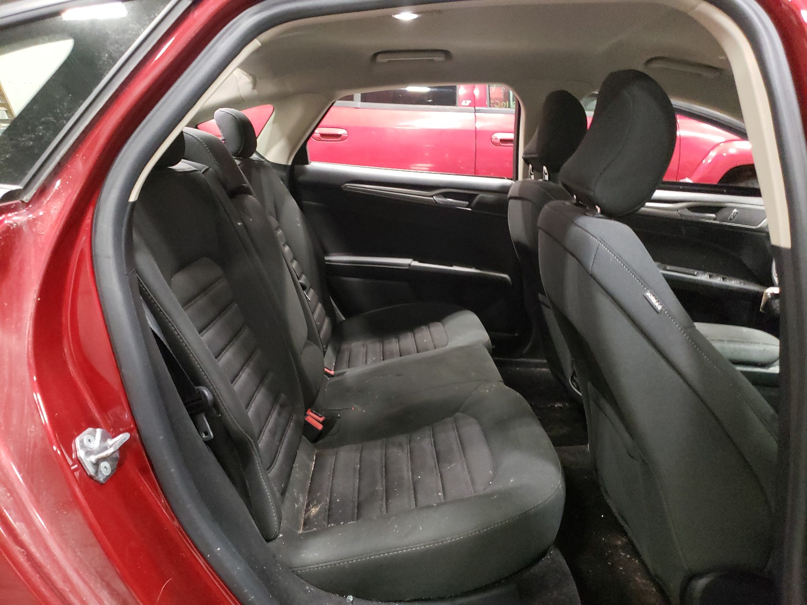 Photo 6 from auction – 2017 FORD FUSION SE with VIN 3FA6P0HD5HR271067