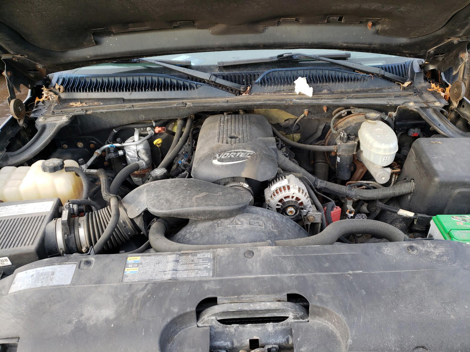 Photo 7 from auction – 2004 CHEVROLET SILVERADO with VIN 1GCEC14V84E112594