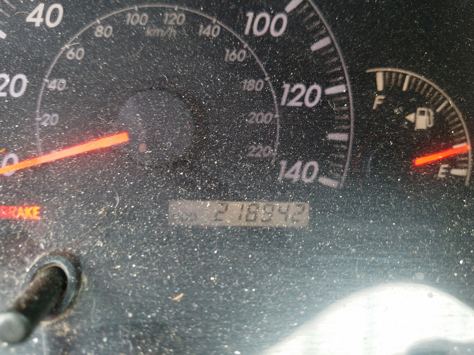 Photo 8 from auction – 2005 TOYOTA CAMRY LE with VIN 4T1BE32K35U405758