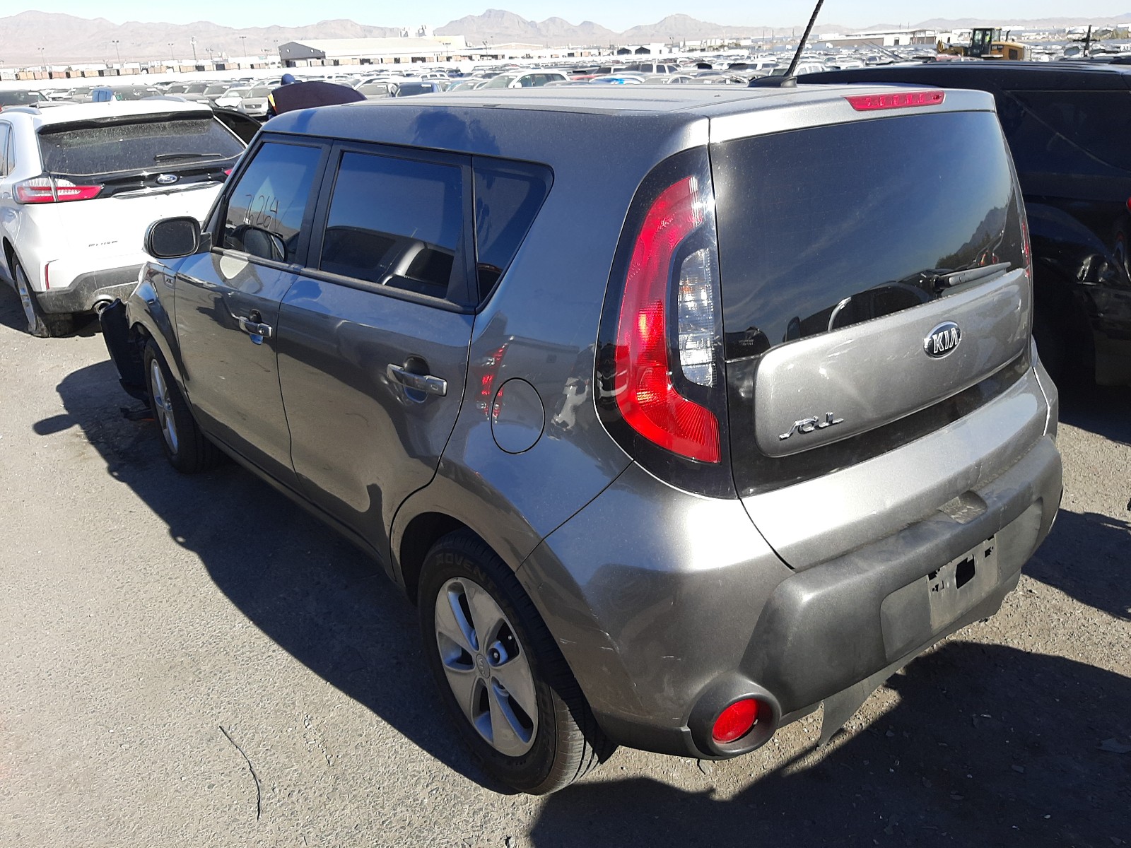 Photo 3 from auction – 2016 KIA SOUL with VIN KNDJN2A29G7387926