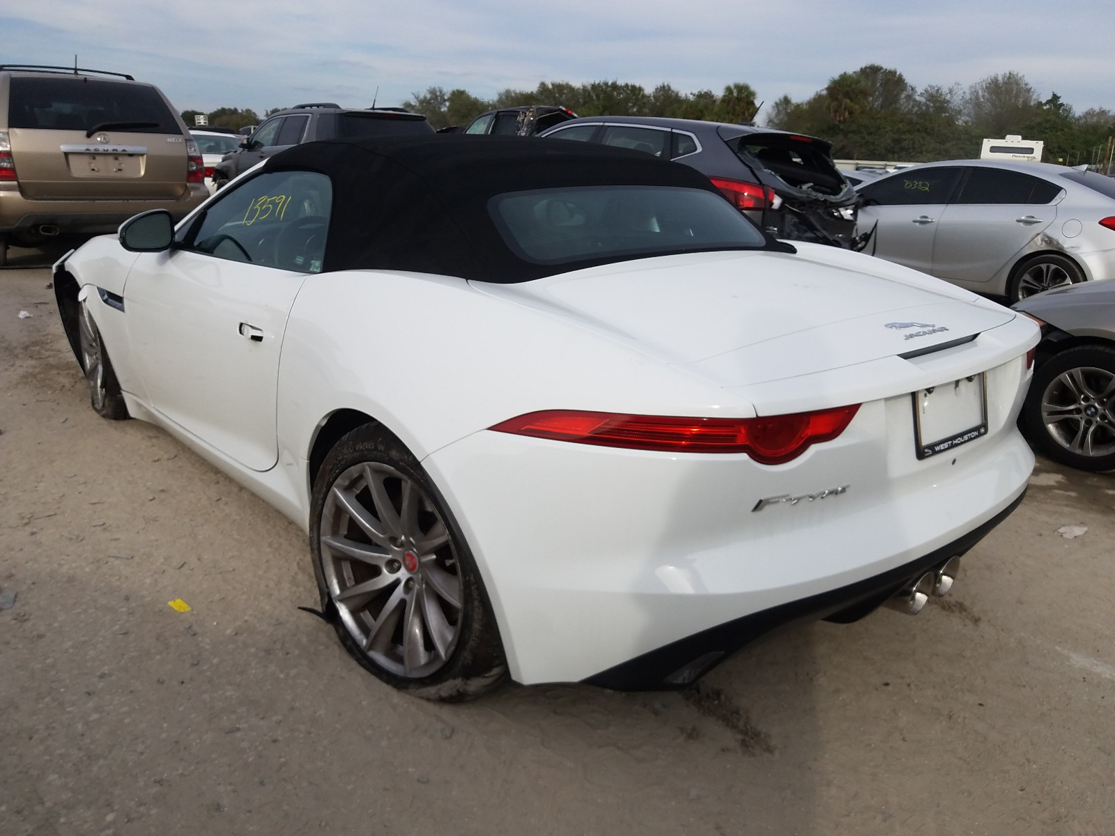 Photo 3 from auction – 2017 JAGUAR JAG S-TYPE with VIN SAJWA6ET2H8K44325