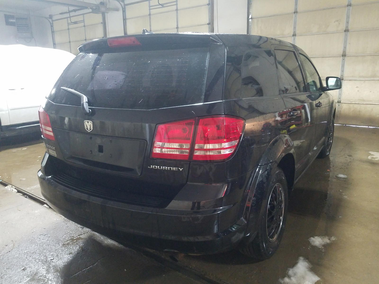 Photo 4 from auction – 2010 DODGE JOURNEY SE with VIN 3D4PG4FBXAT277305