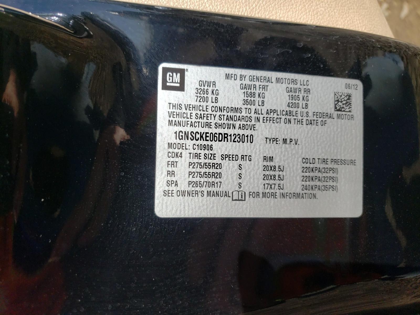 Photo 10 from auction – 2013 CHEVROLET SUBURBAN C with VIN 1GNSCKE06DR123010