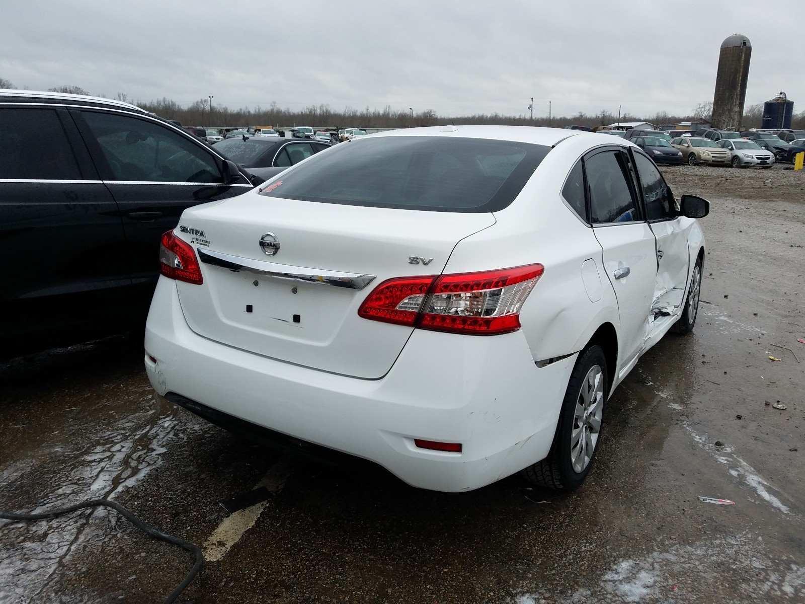 Photo 4 from auction – 2015 NISSAN SENTRA S with VIN 3N1AB7AP2FY249730