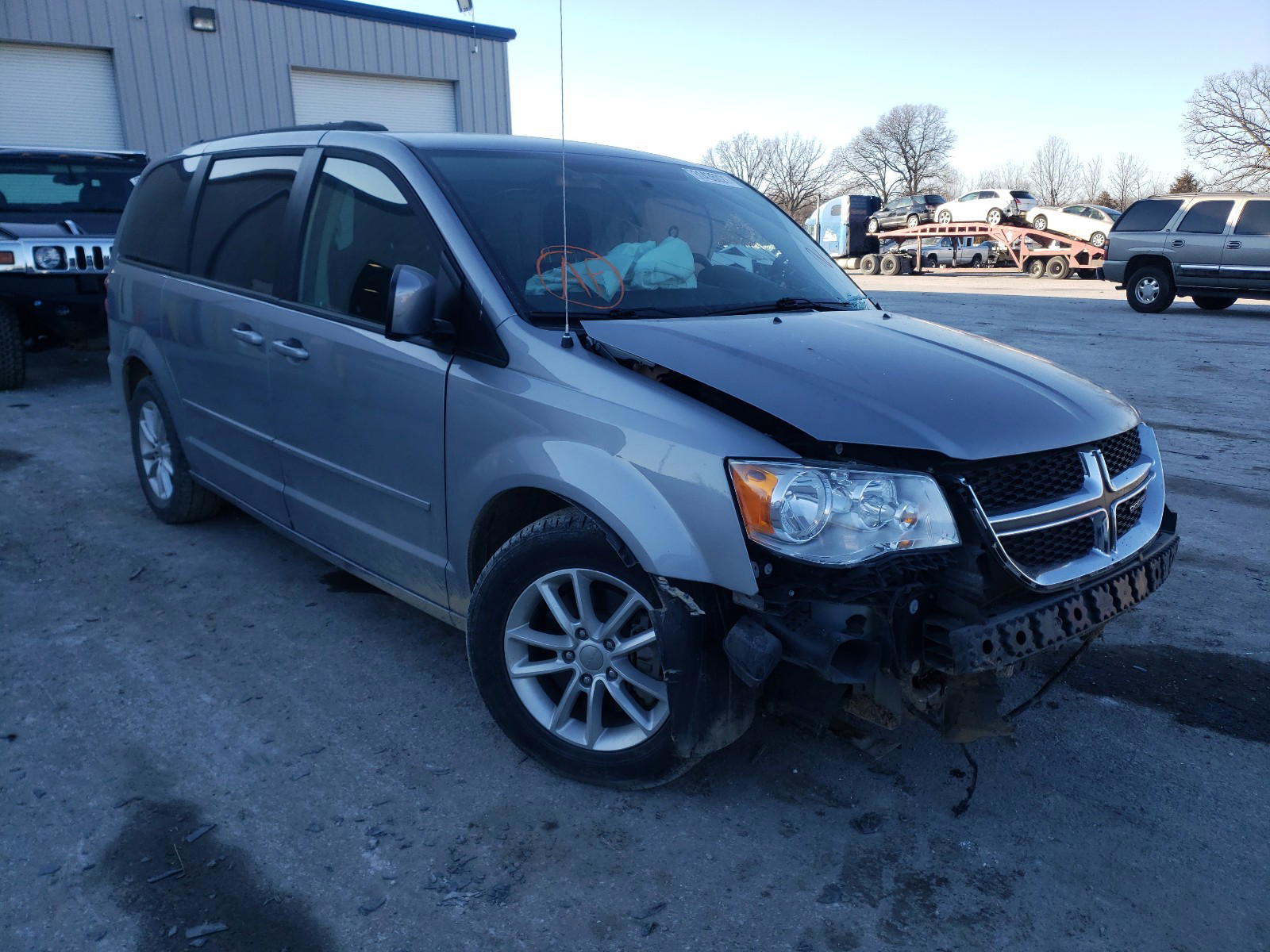 DODGE GRAND CARA 2016 with VIN 2C4RDGCG4GR327398 - Photo from auction