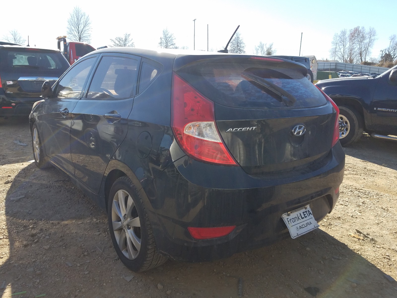Photo 3 from auction – 2012 HYUNDAI ACCENT GLS with VIN KMHCU5AE8CU050727
