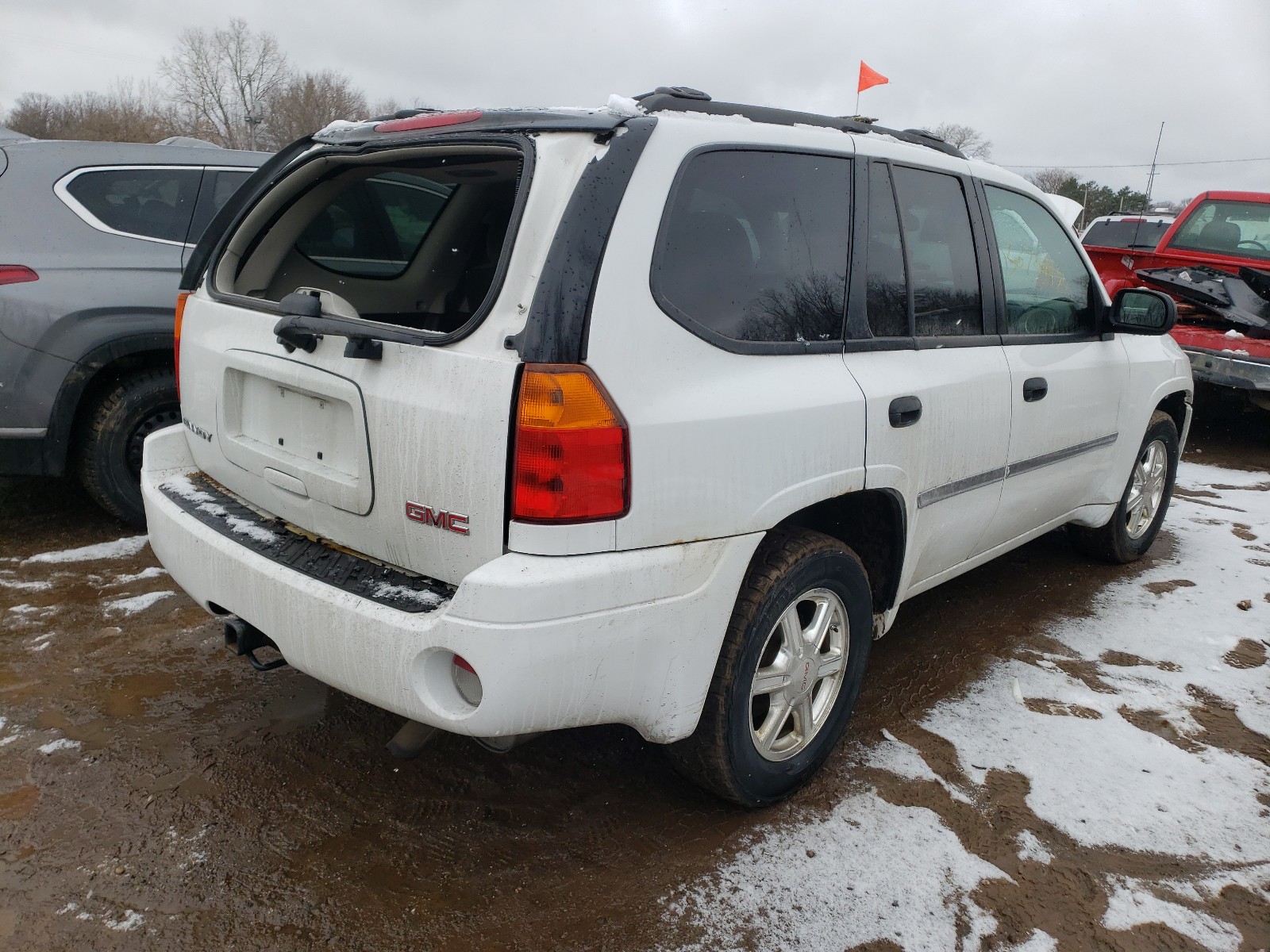 Photo 4 from auction – 2008 GMC ENVOY with VIN 1GKDT13SX82211559