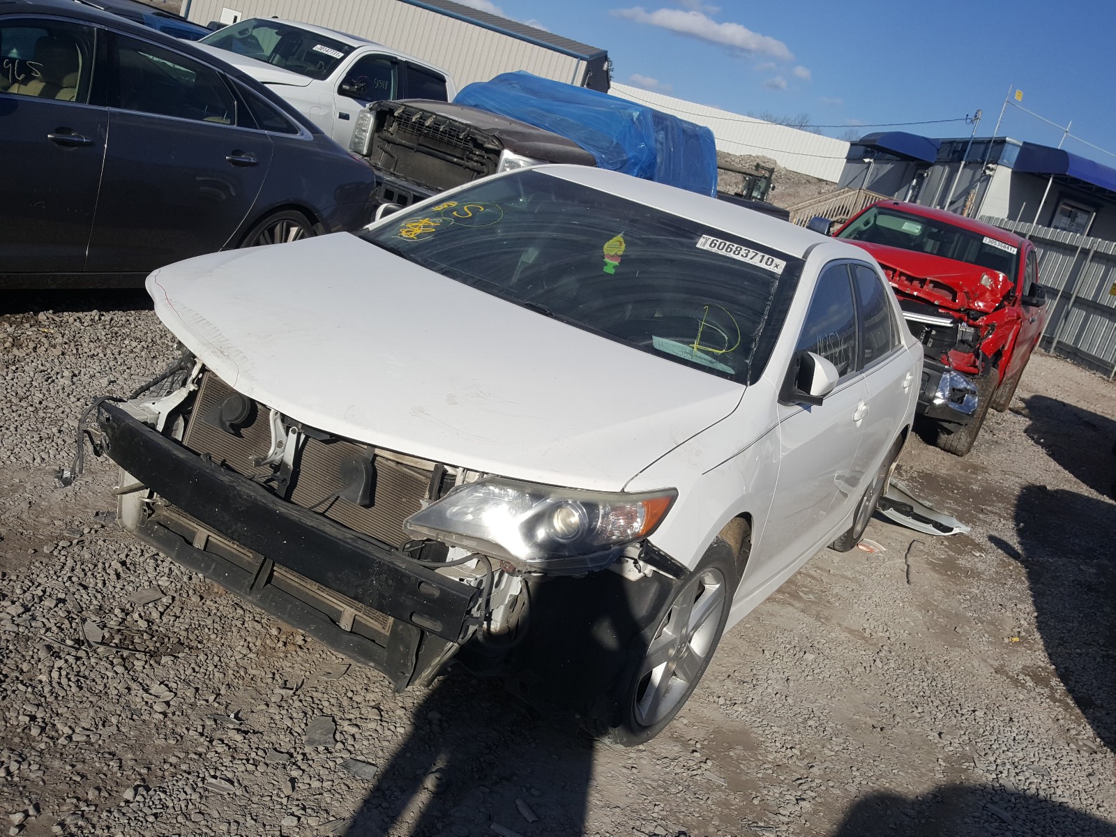Photo 2 from auction – 2014 TOYOTA CAMRY L with VIN 4T1BF1FK6EU301003