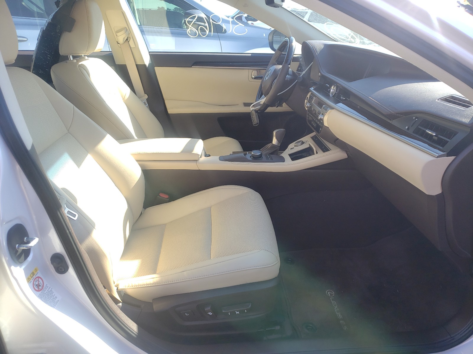Photo 5 from auction – 2017 LEXUS ES 350 with VIN 58ABK1GG2HU044845