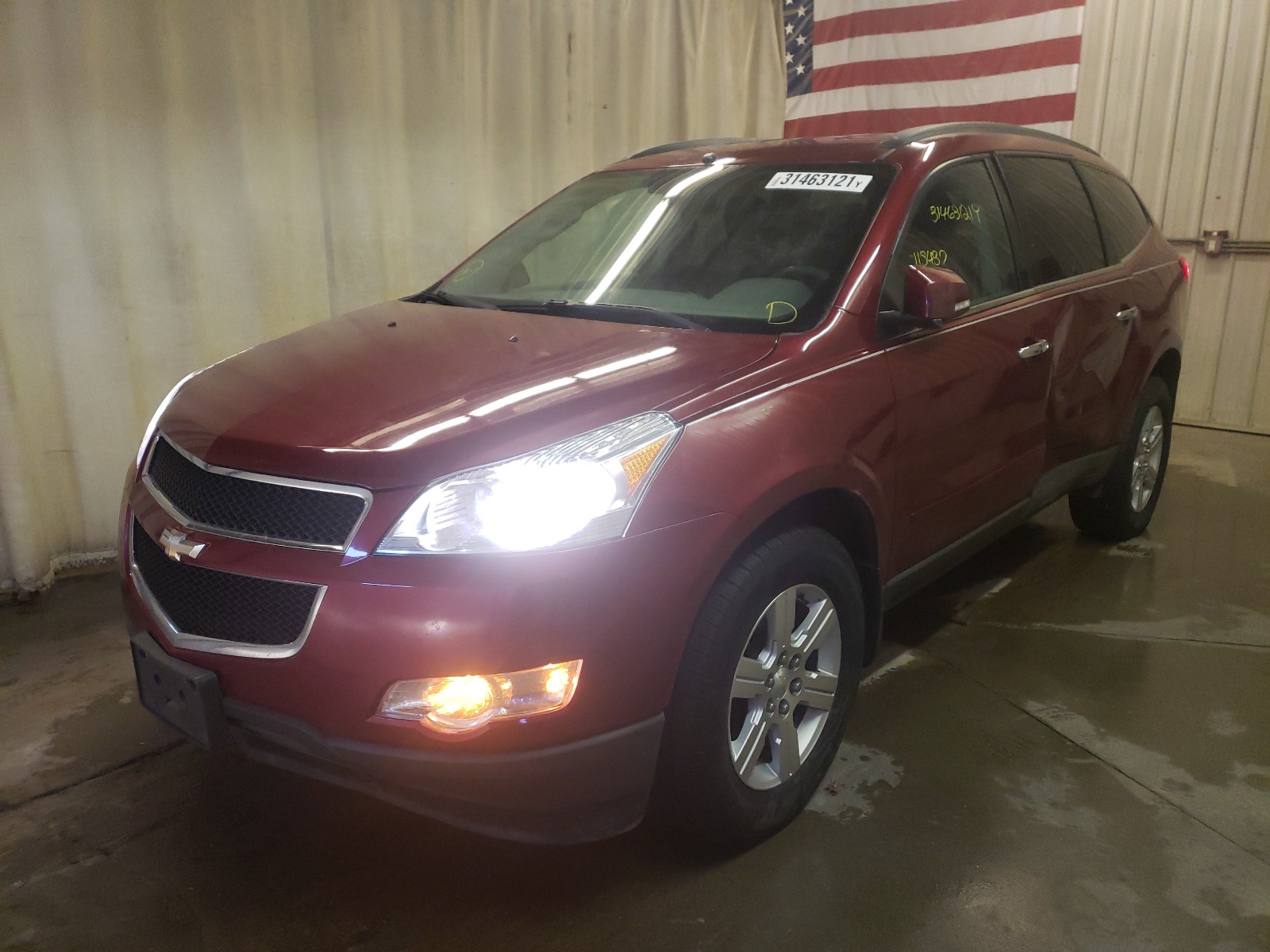Photo 2 from auction – 2011 CHEVROLET TRAVERSE L with VIN 1GNKVGED1BJ126547