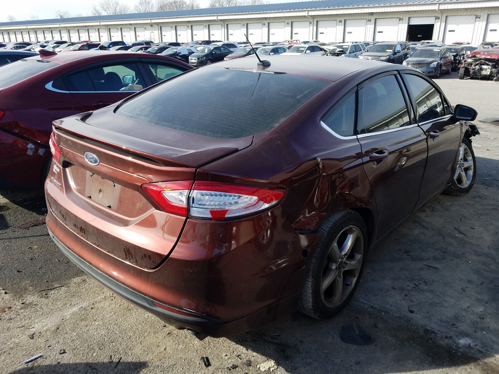 Photo 4 from auction – 2016 FORD FUSION S with VIN 3FA6P0G70GR245020